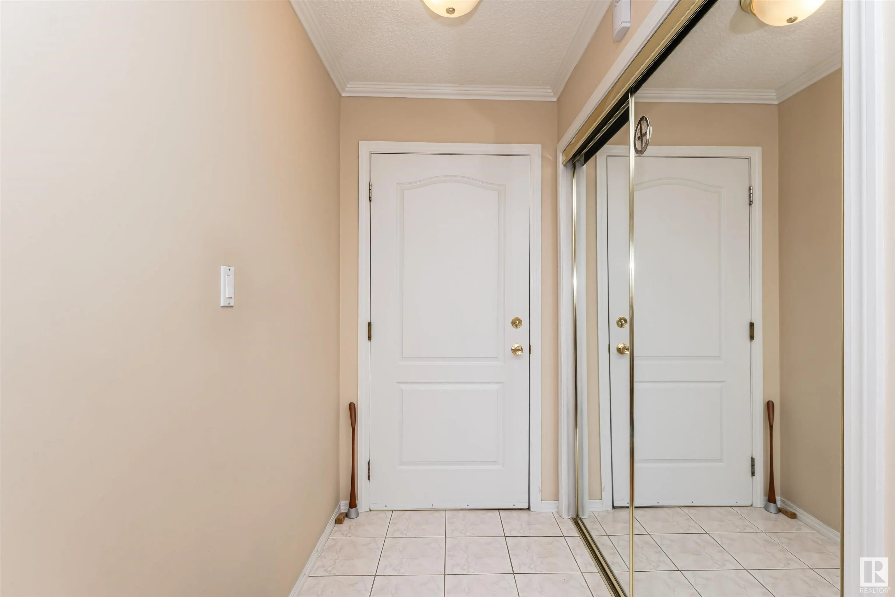 37 Sir Winston Churchill Avenue