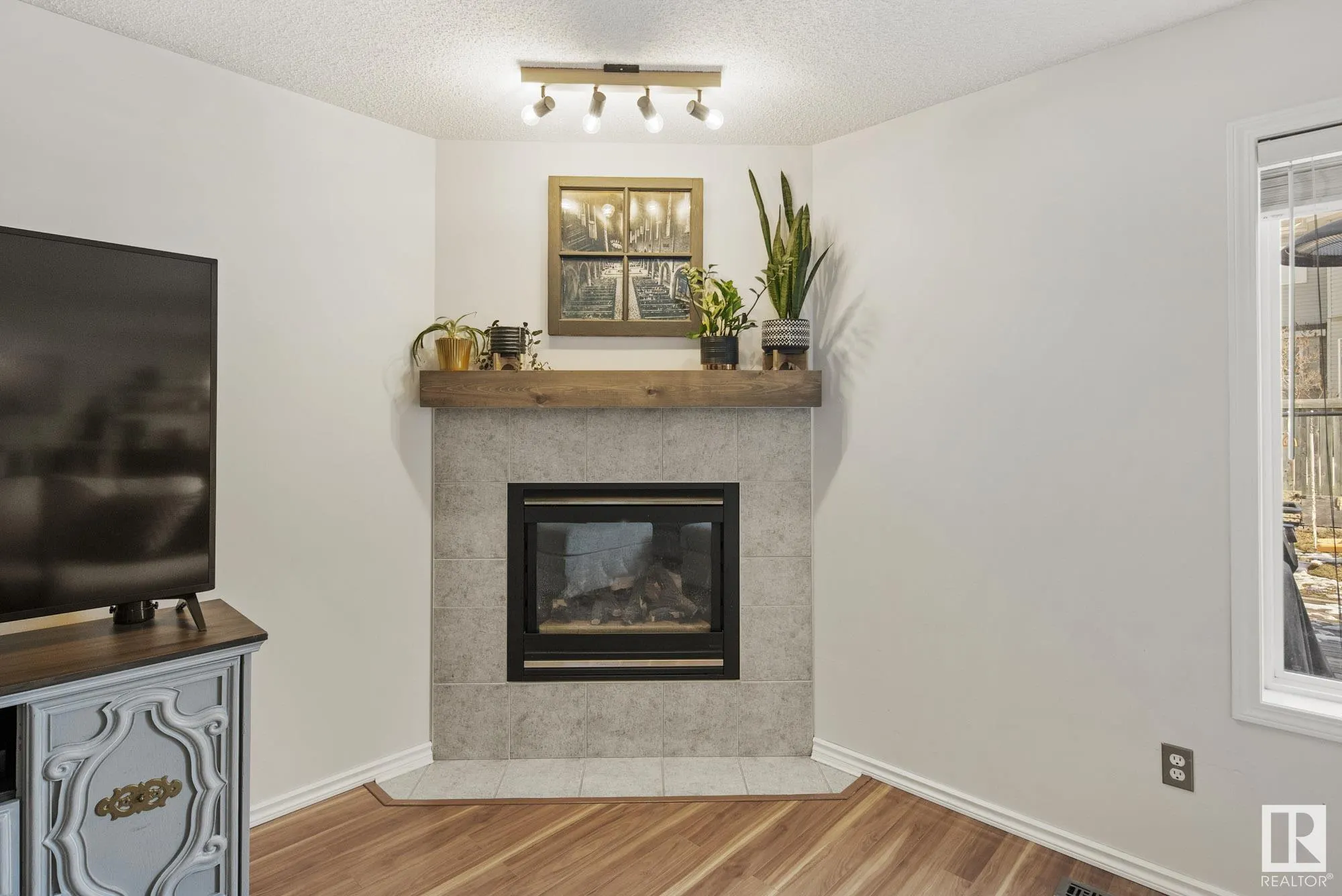 36 CLARKDALE Drive