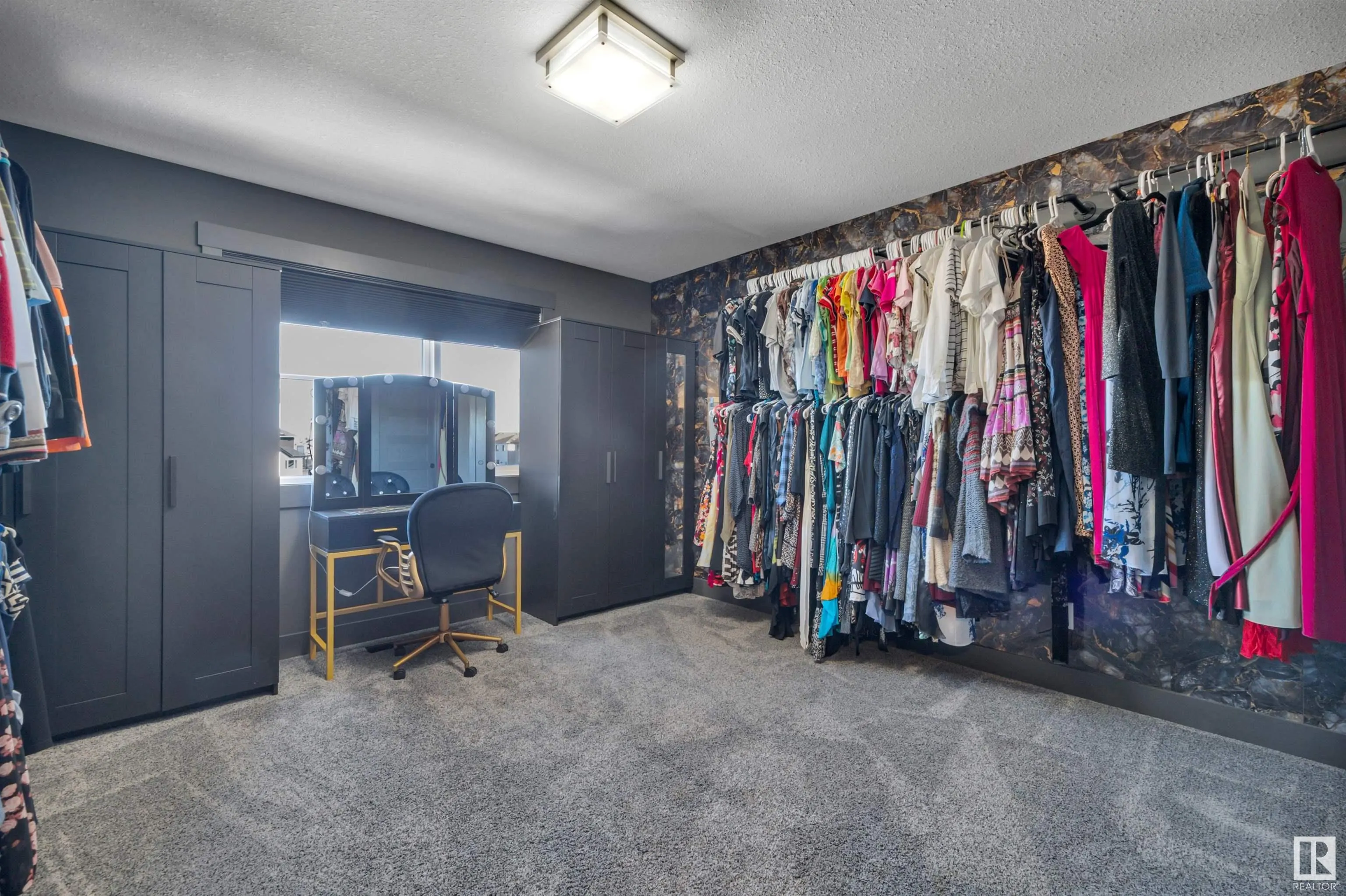 136 KIRPATRICK Crescent