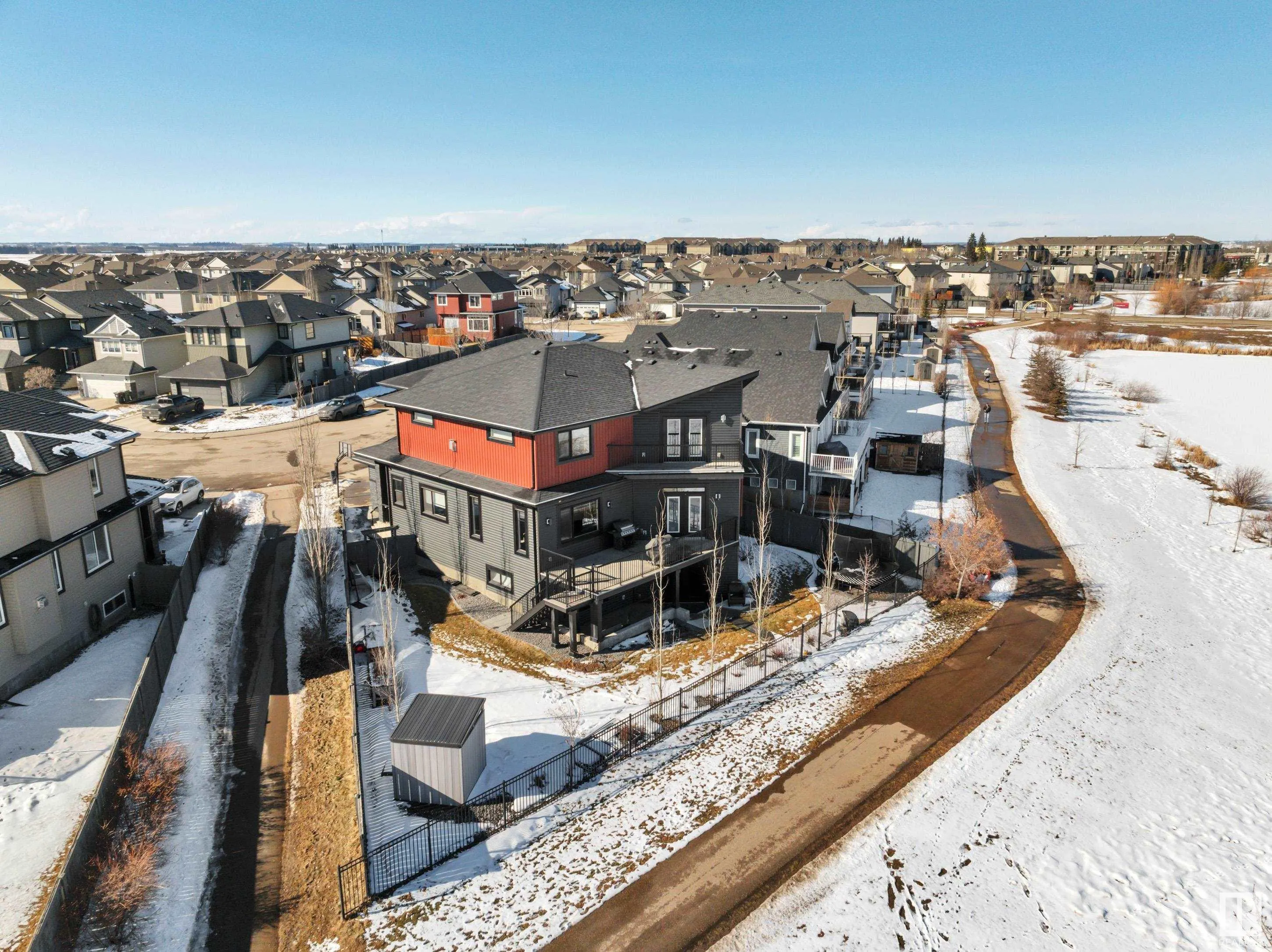 136 KIRPATRICK Crescent