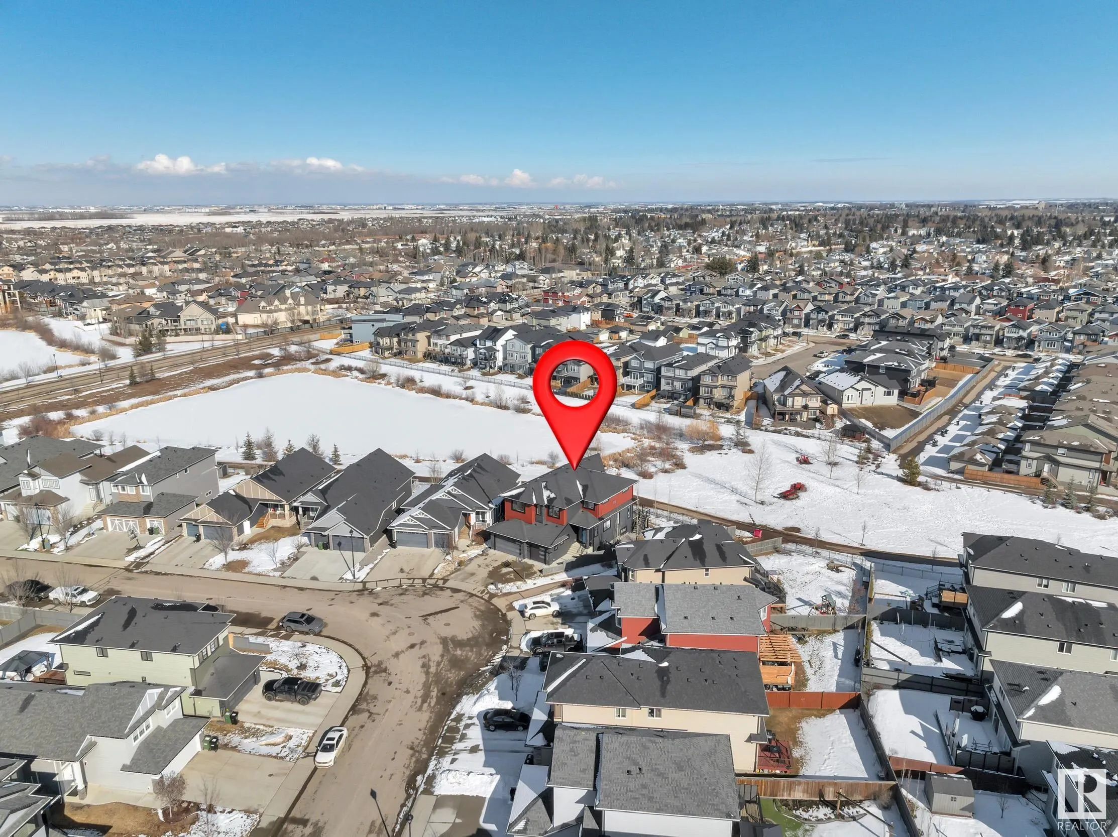 136 KIRPATRICK Crescent
