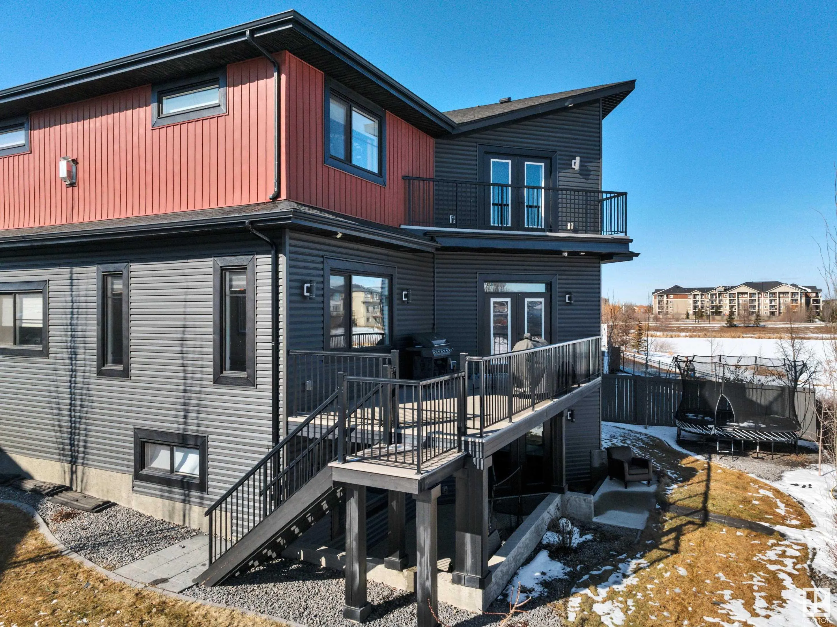 136 KIRPATRICK Crescent