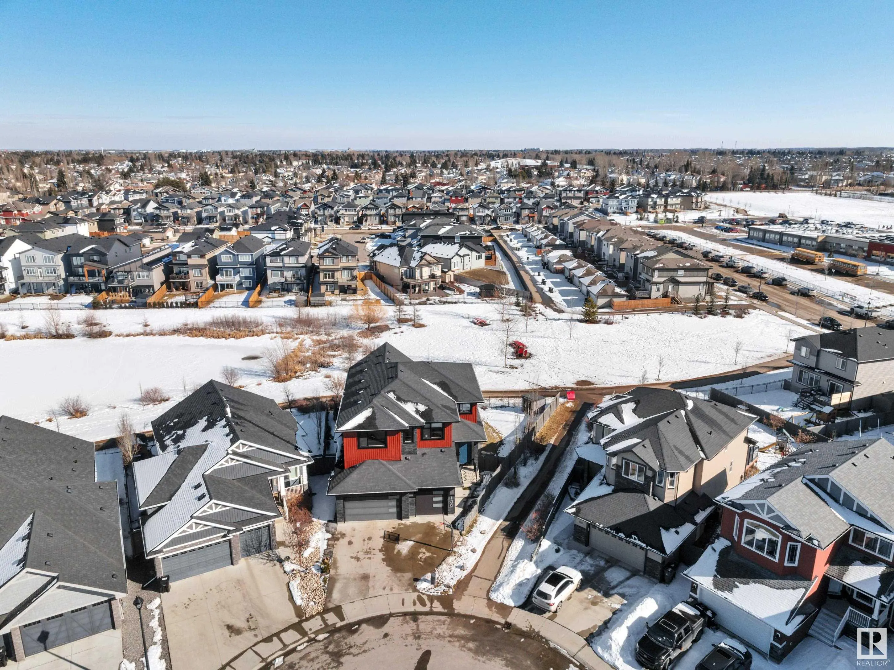 136 KIRPATRICK Crescent