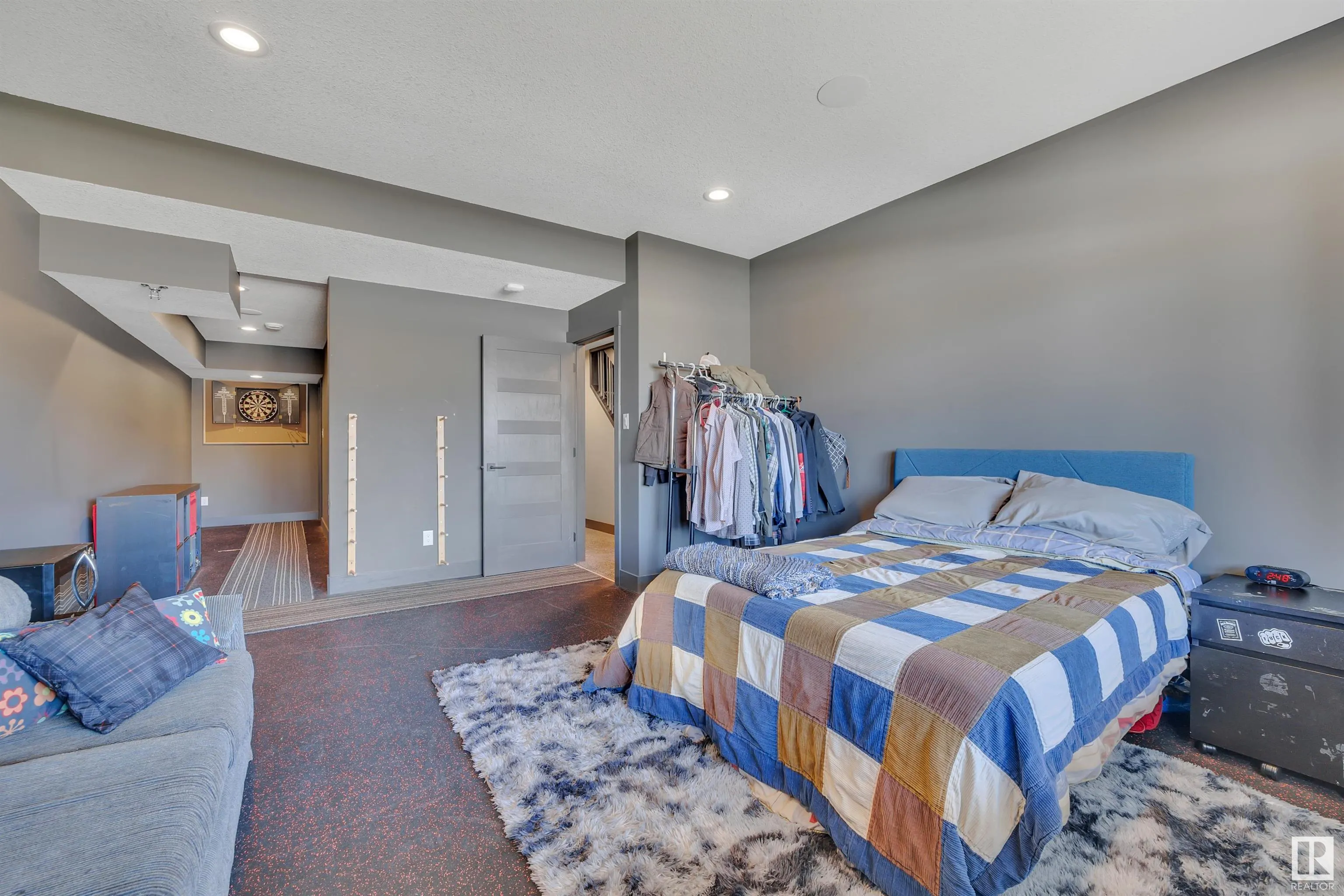 136 KIRPATRICK Crescent
