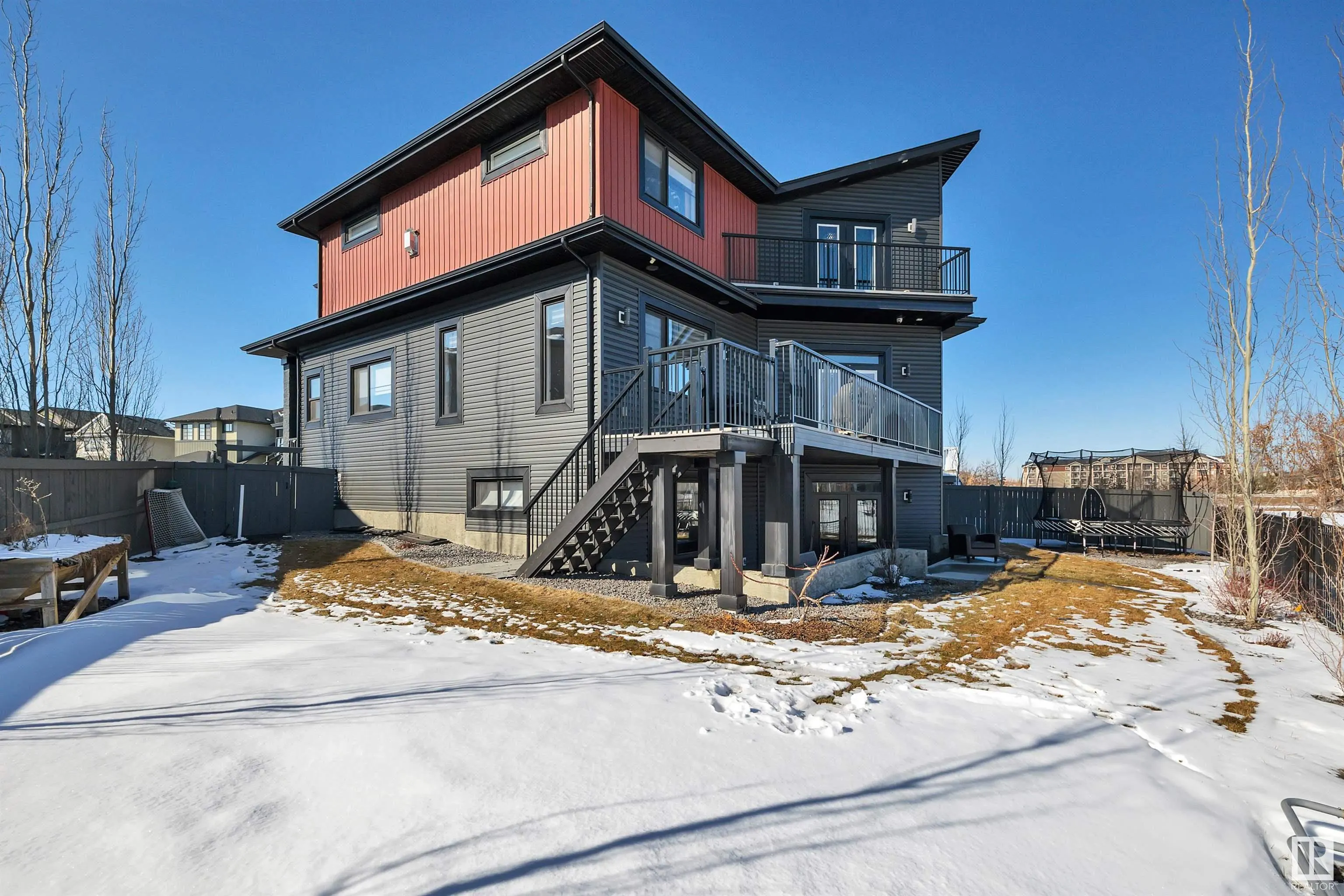 136 KIRPATRICK Crescent