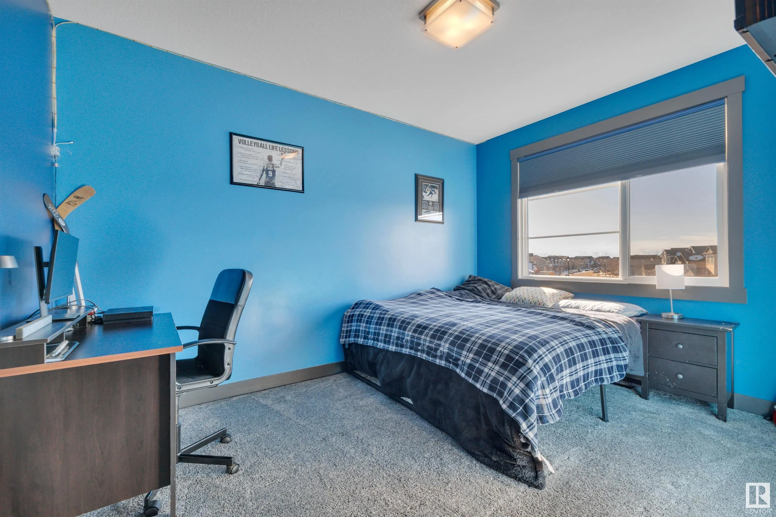 136 KIRPATRICK Crescent