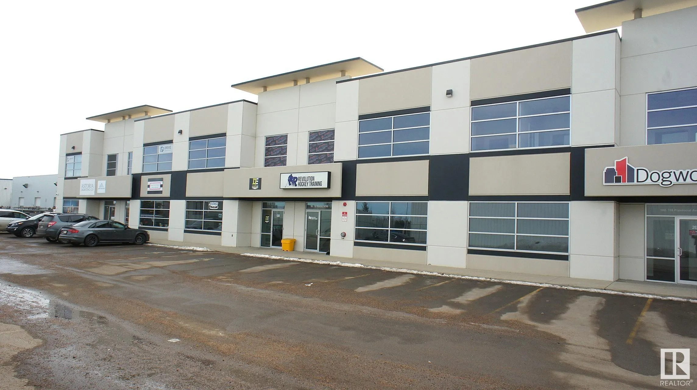 118 PROVINCIAL Avenue
