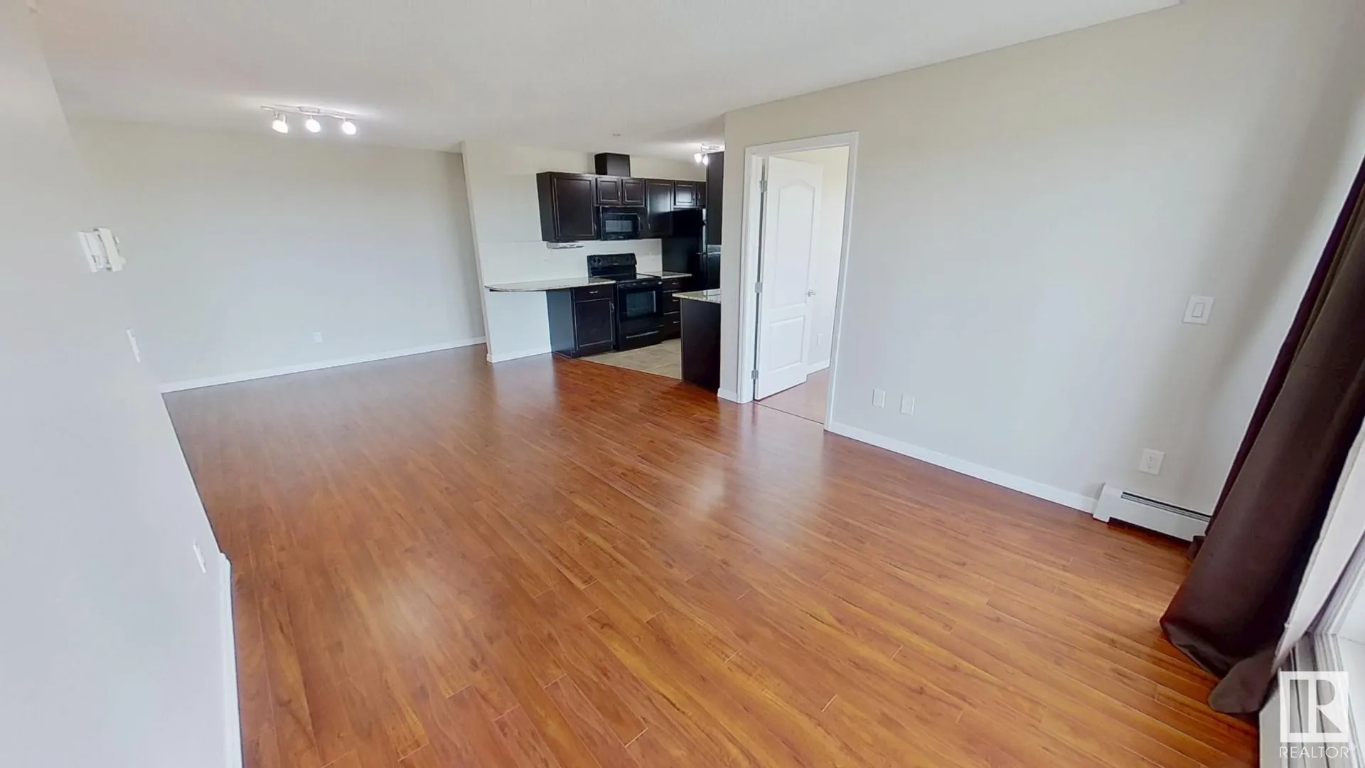 273 CHARLOTTE Way