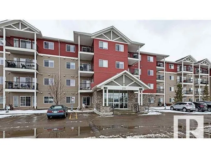 273 CHARLOTTE Way