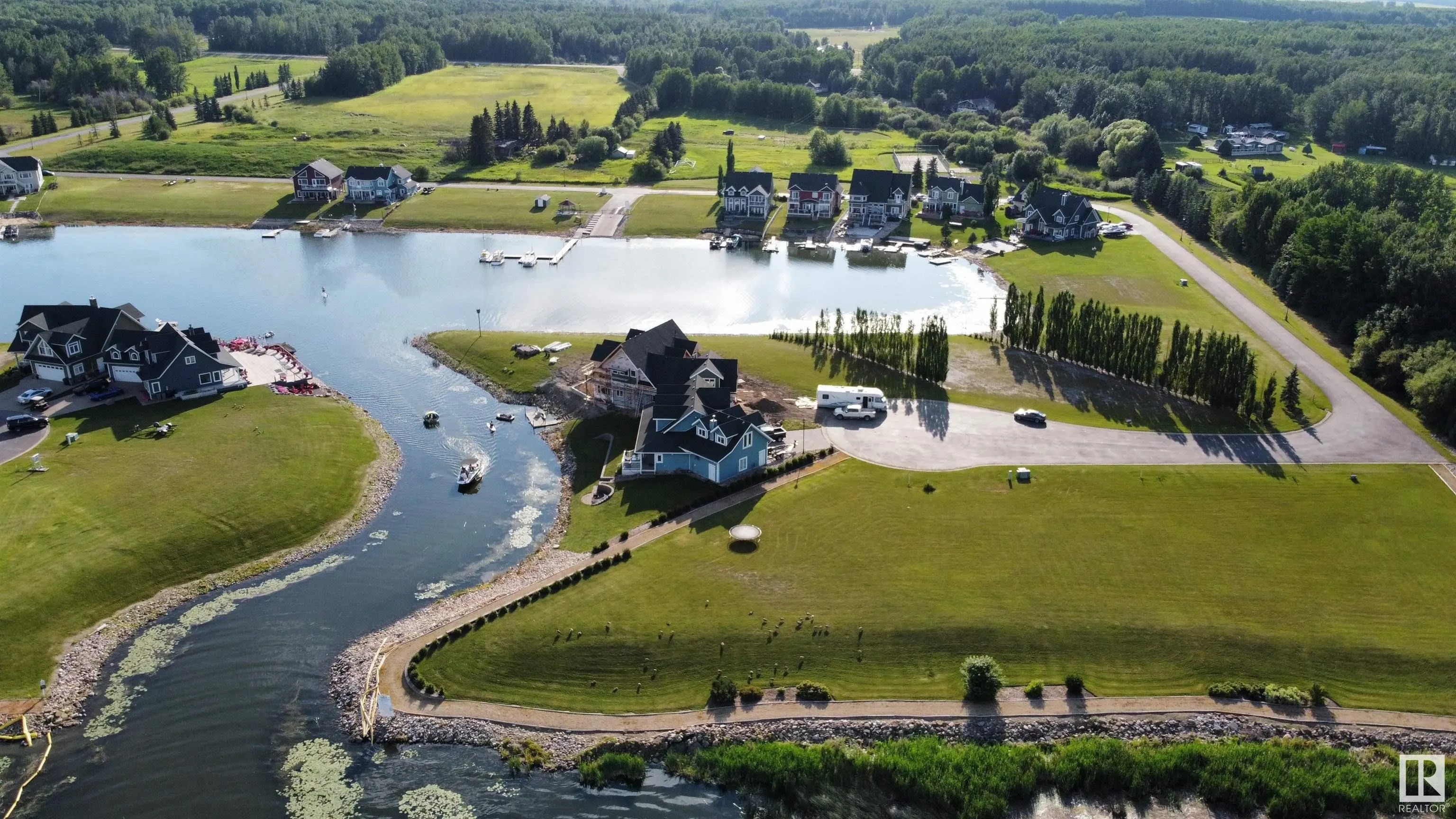 12 Sunset Harbour