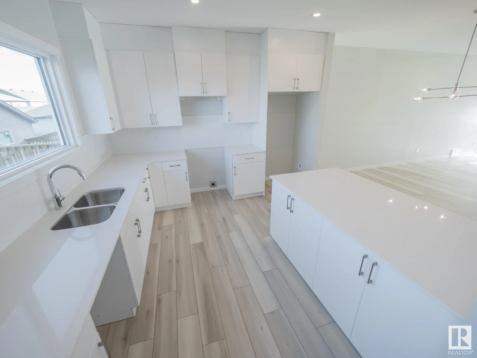 11 Nerine Crescent