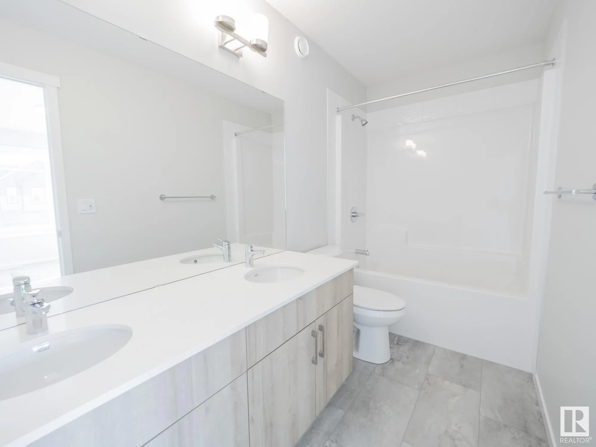 11 Nerine Crescent
