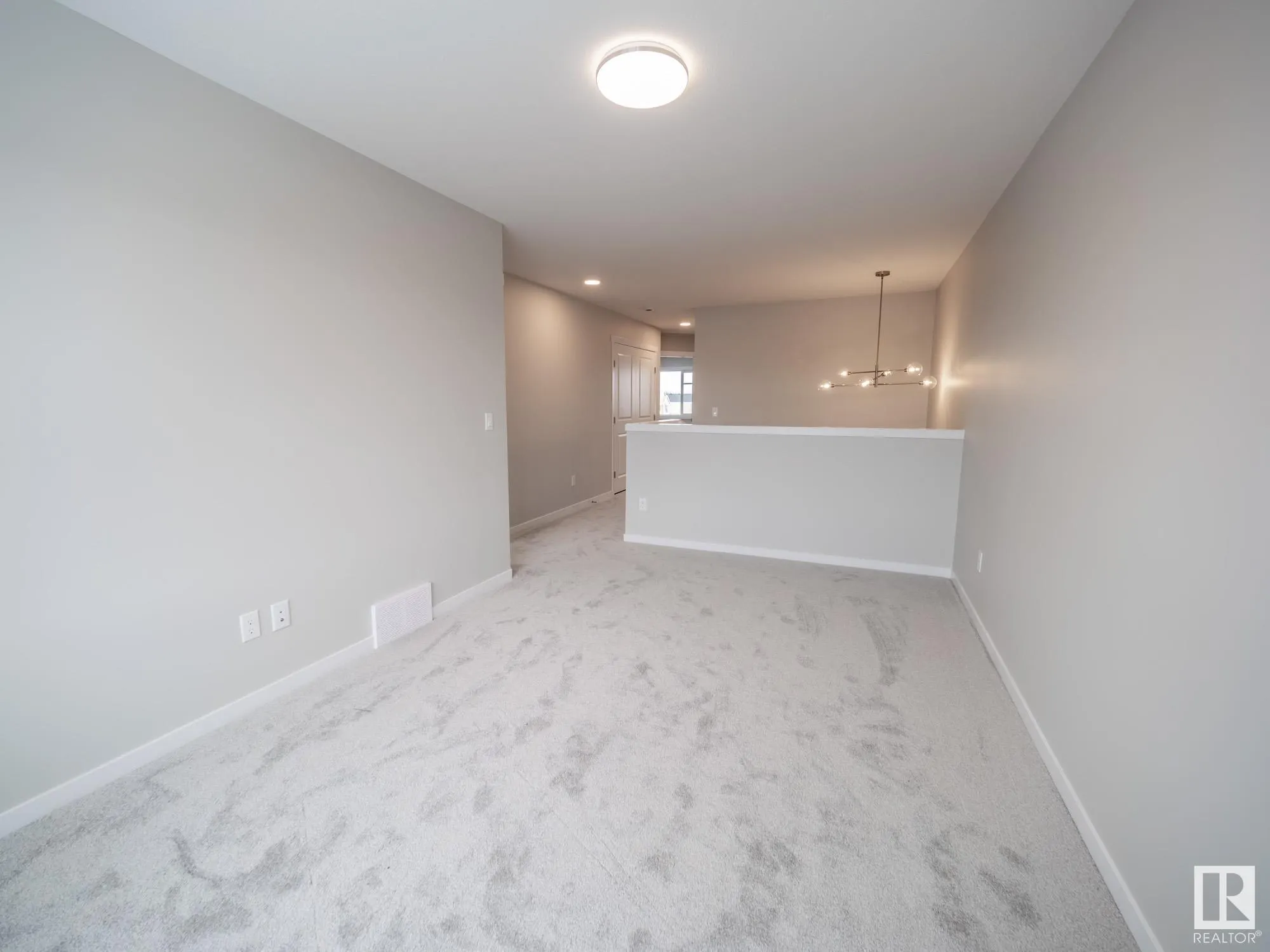 91 ROSEWOOD Way