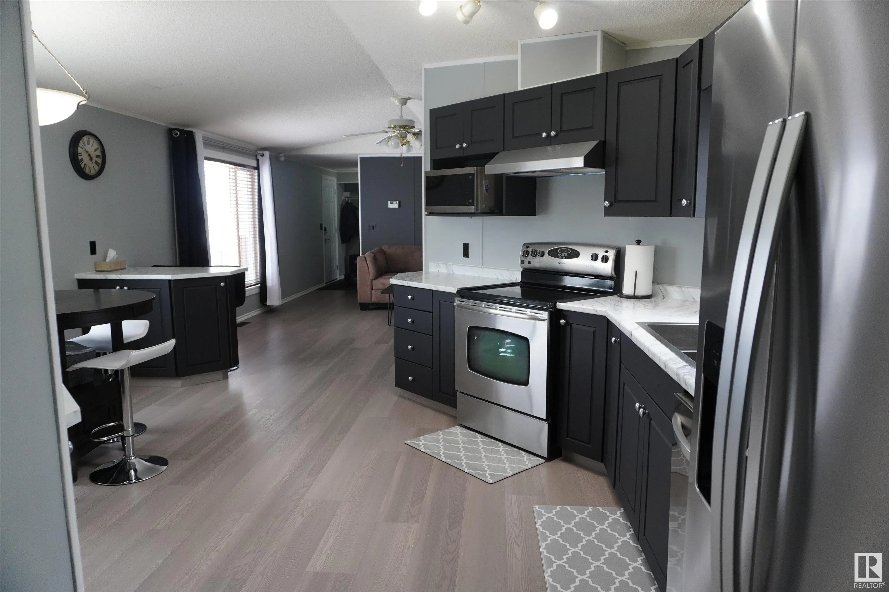 1618 Jubilee Crescent