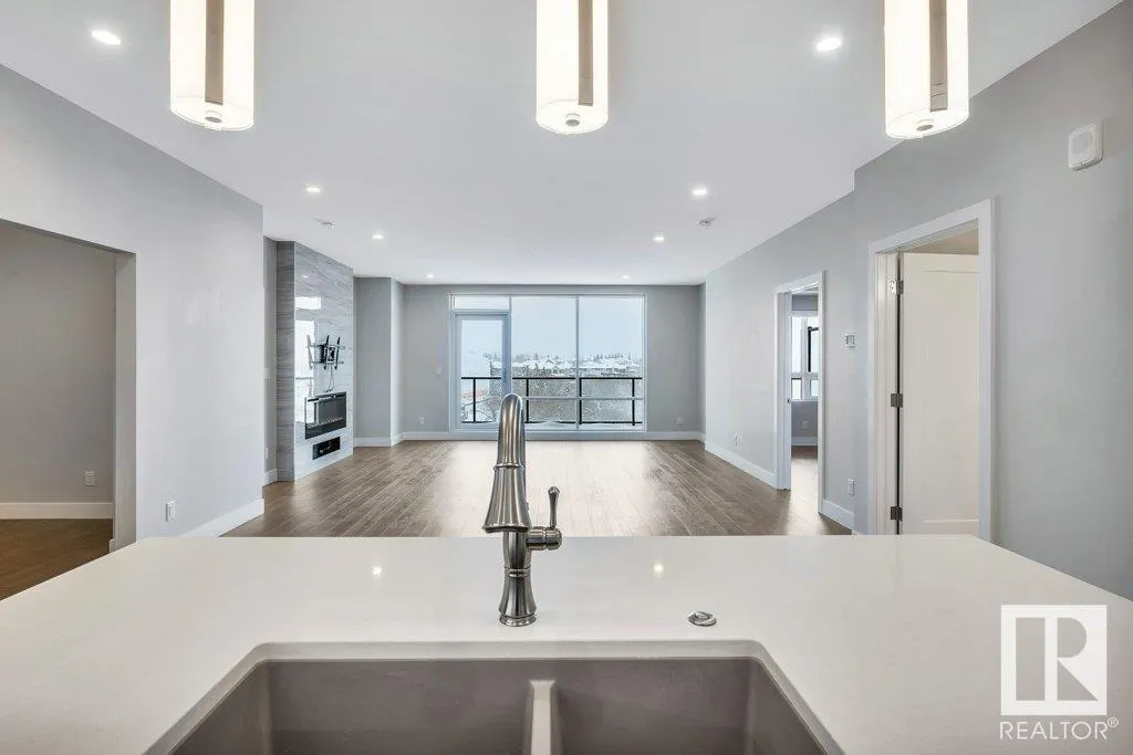 200 Bellerose Drive