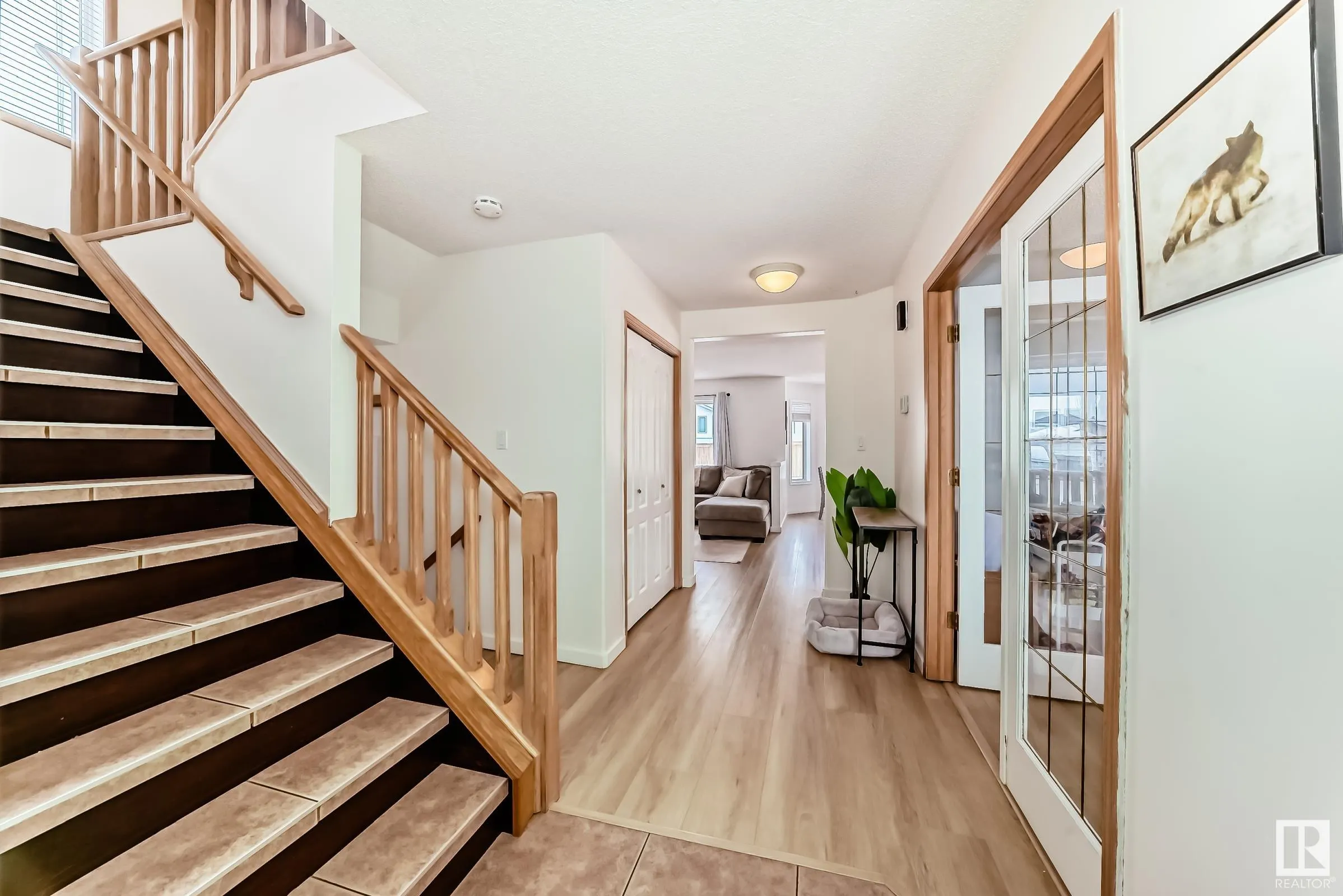 43 HAWTHORNE Crescent