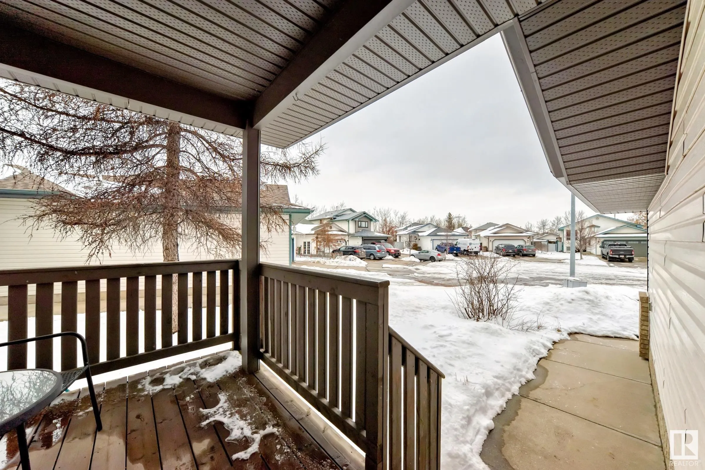 43 HAWTHORNE Crescent