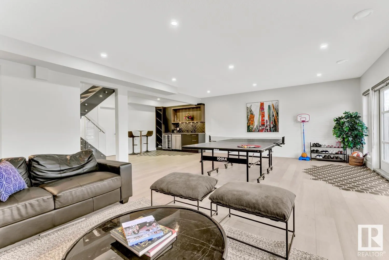 5006 WOOLSEY Place