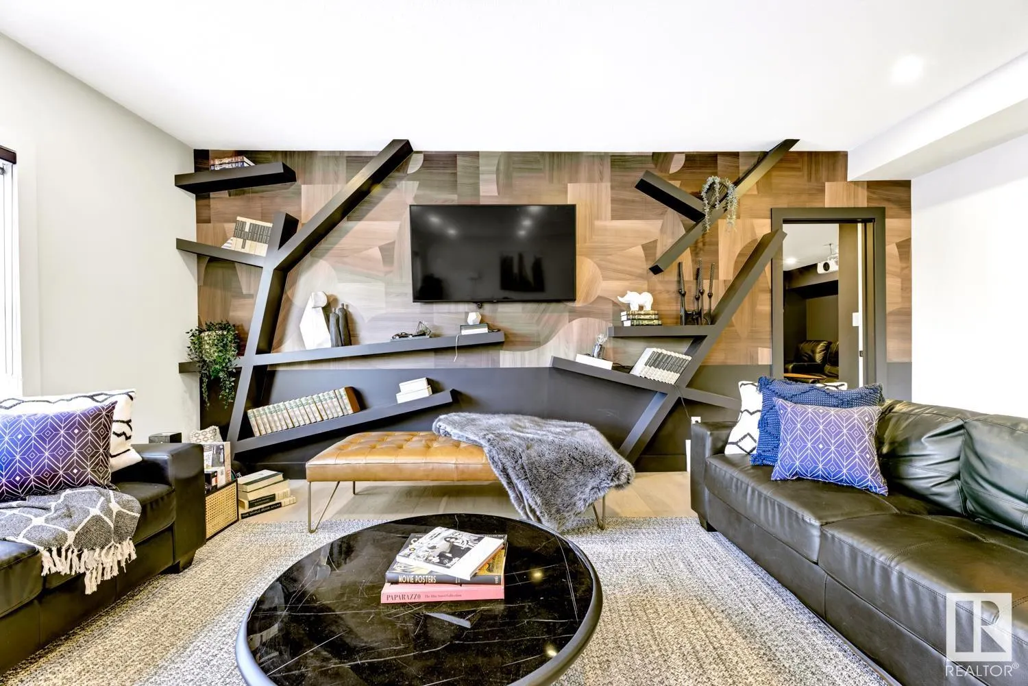 5006 WOOLSEY Place