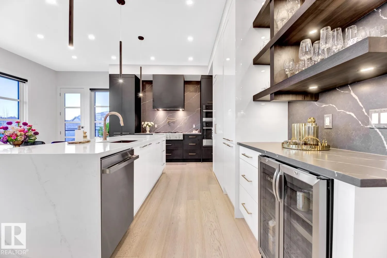 5006 WOOLSEY Place