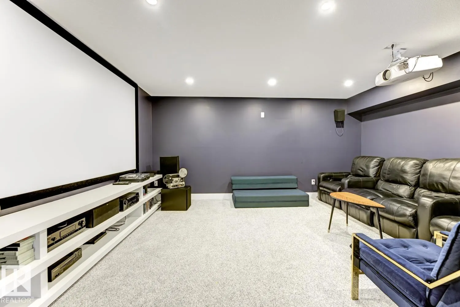 5006 WOOLSEY Place