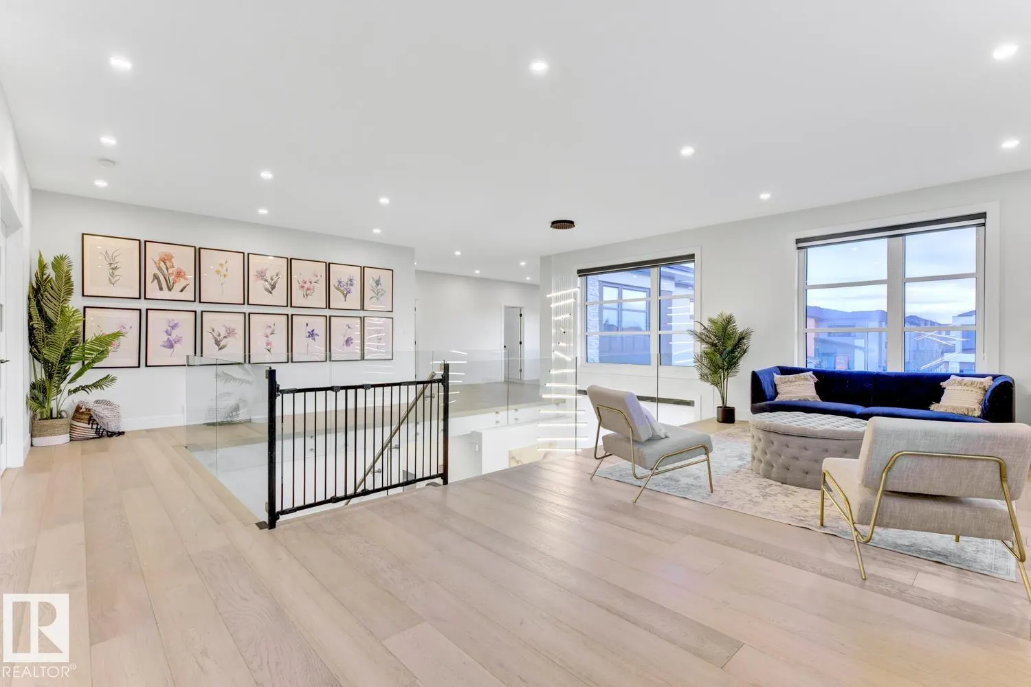5006 WOOLSEY Place