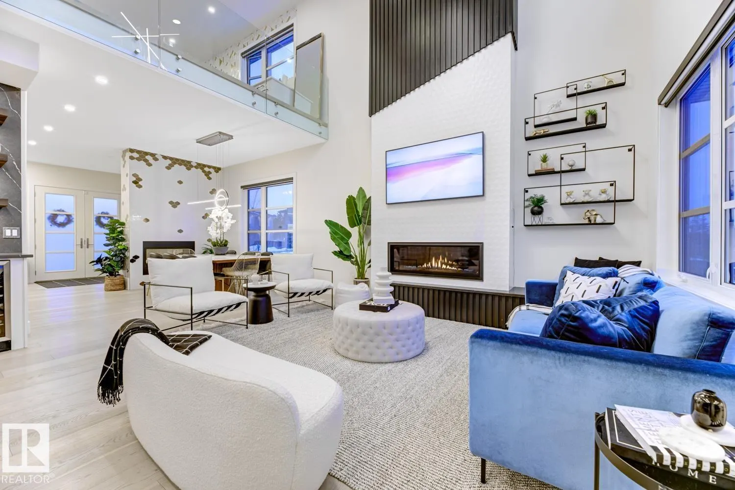 5006 WOOLSEY Place