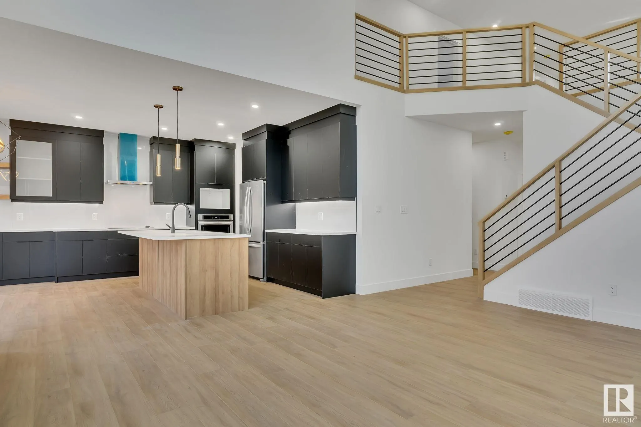 3311 Chernowski Way