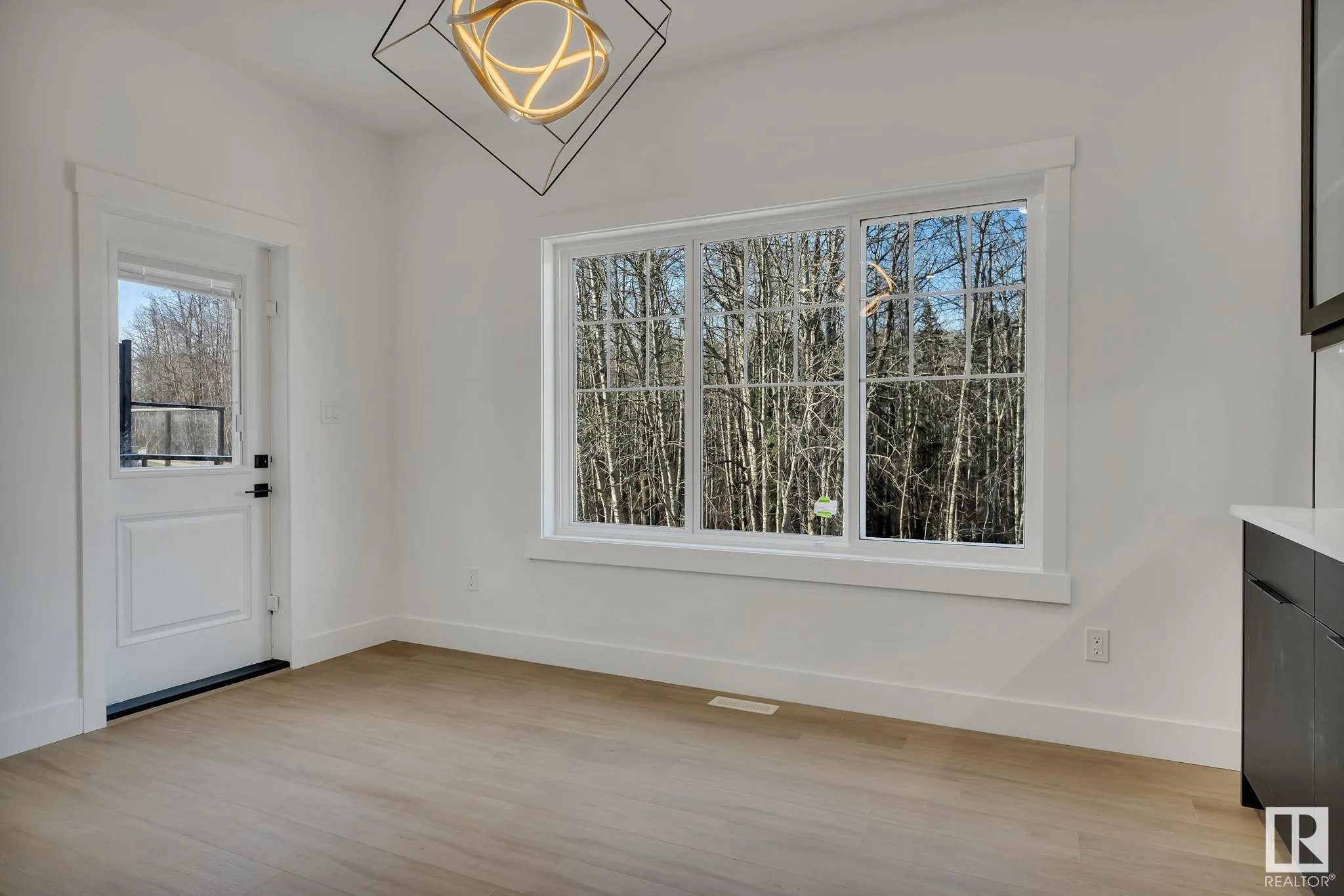 3311 Chernowski Way