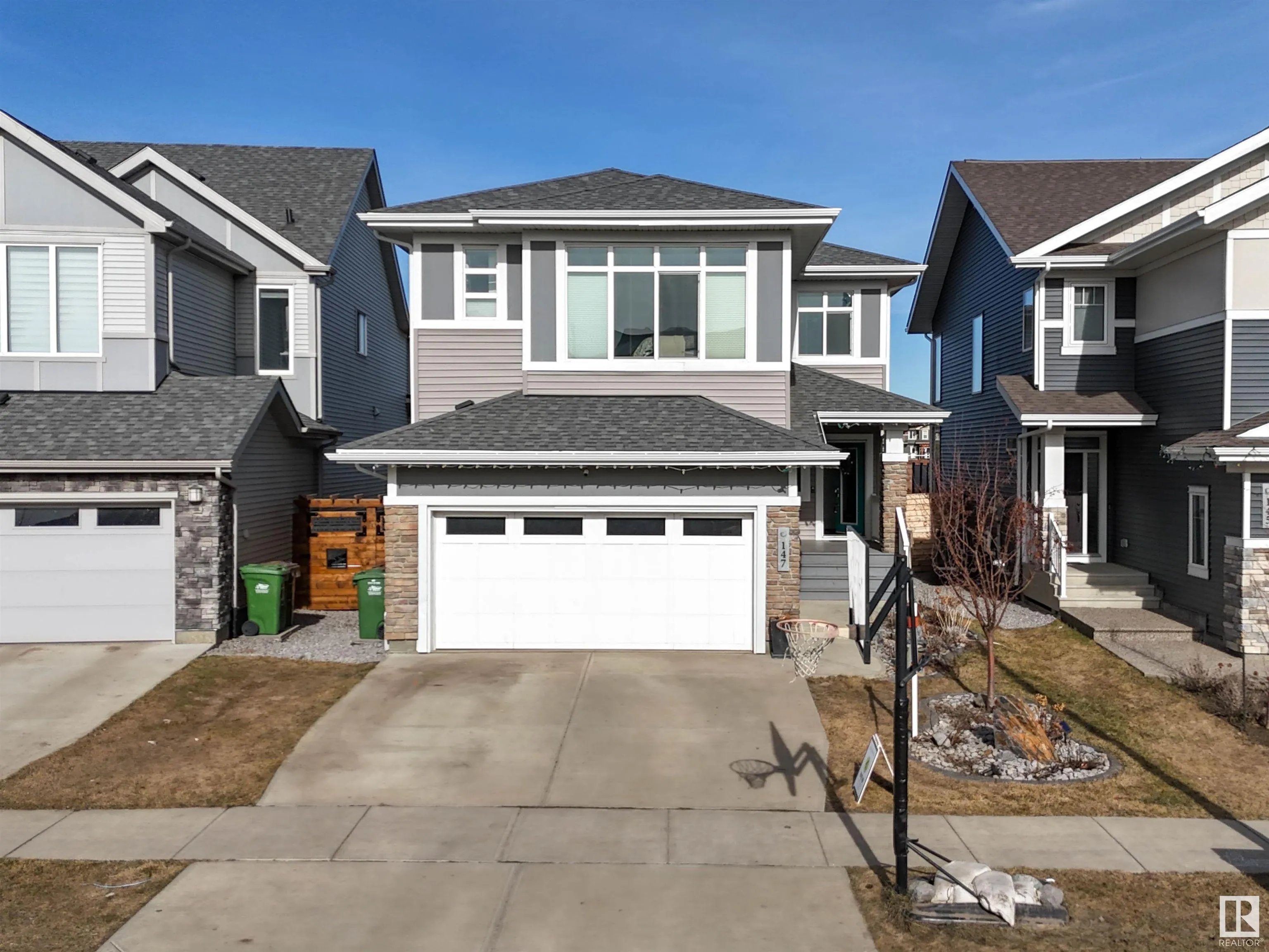 147 JOYAL Way