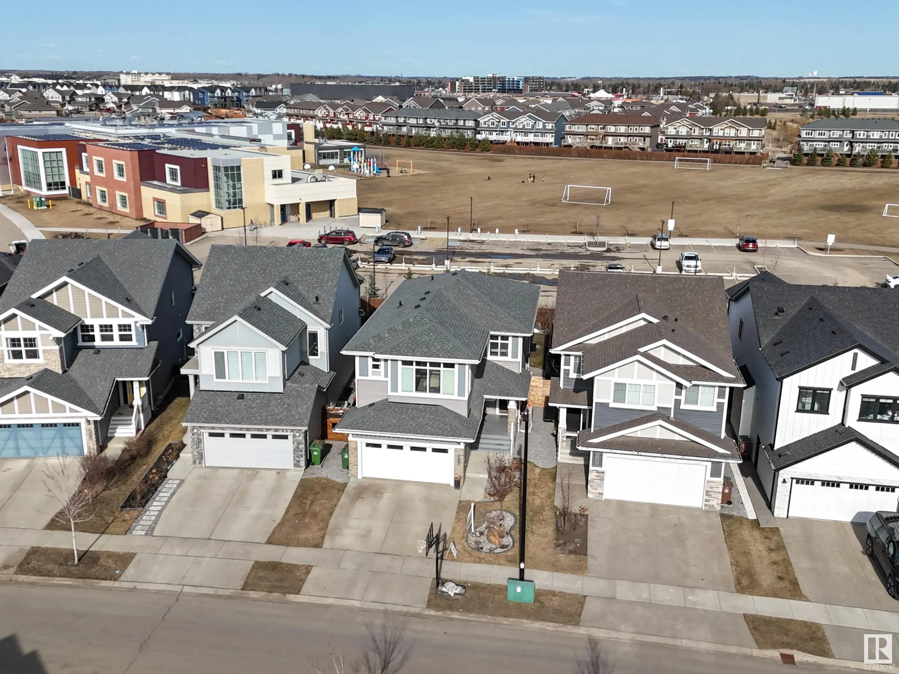 147 JOYAL Way