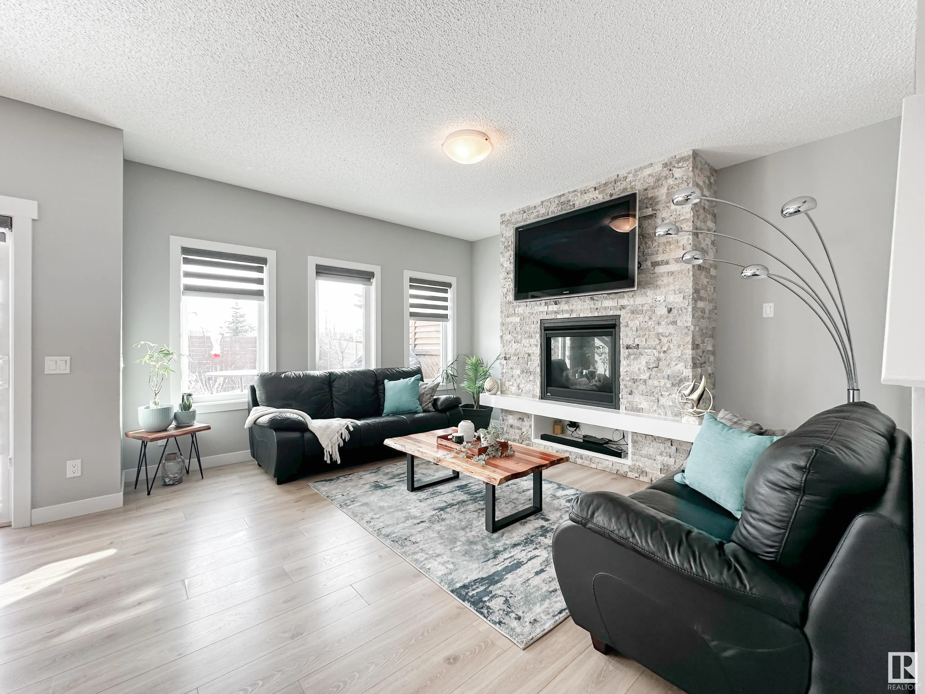 147 JOYAL Way