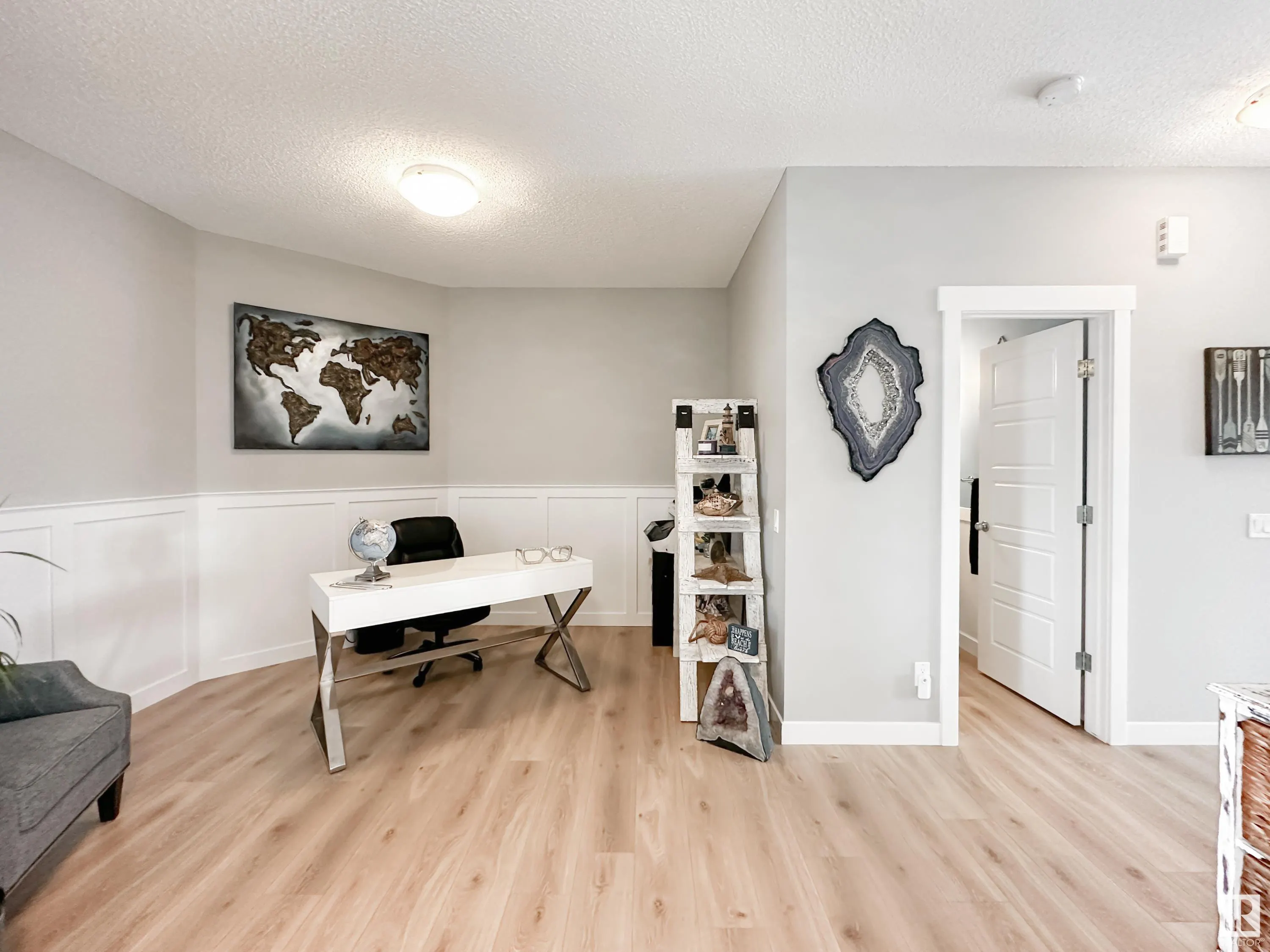 147 JOYAL Way