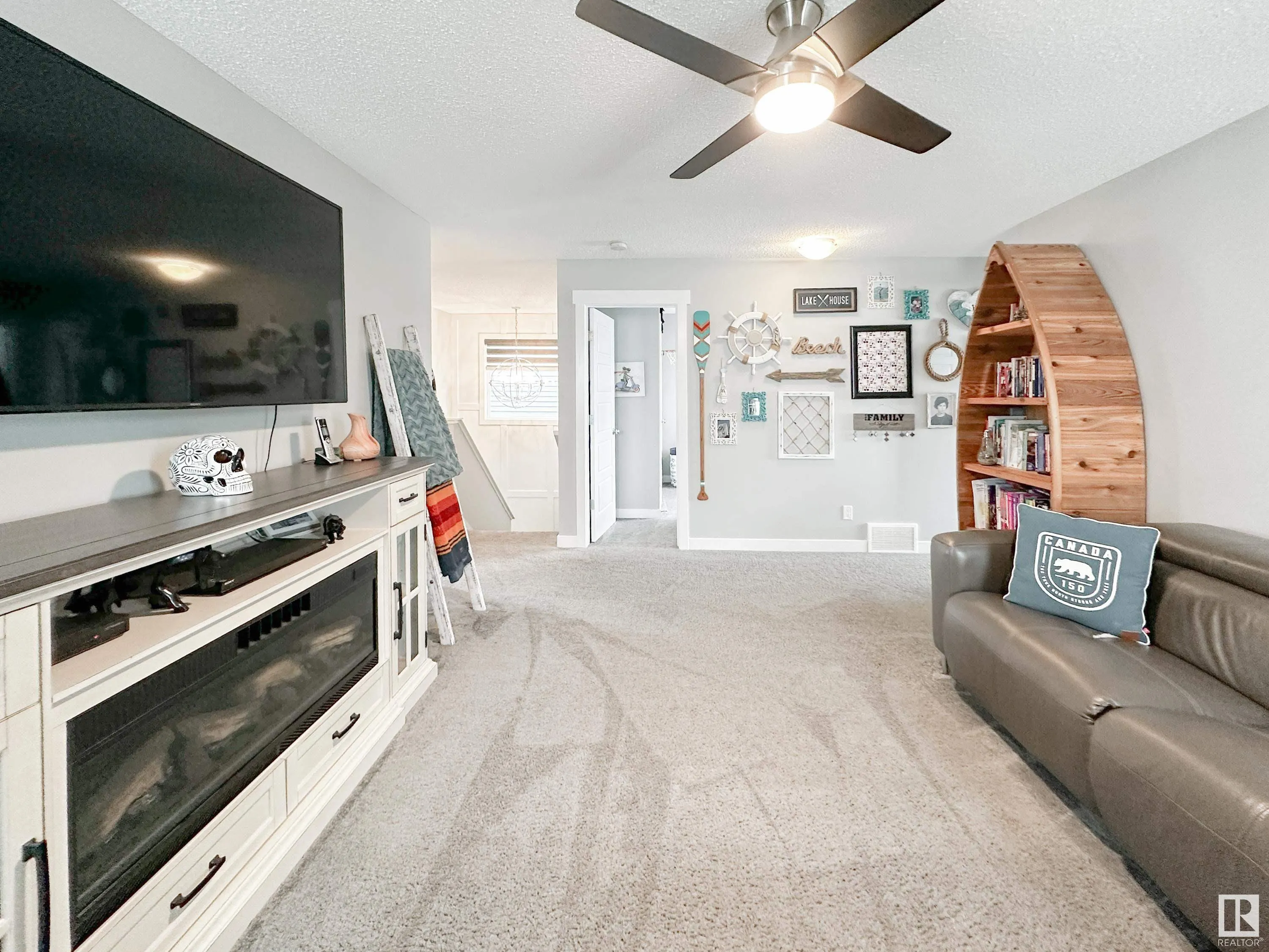 147 JOYAL Way