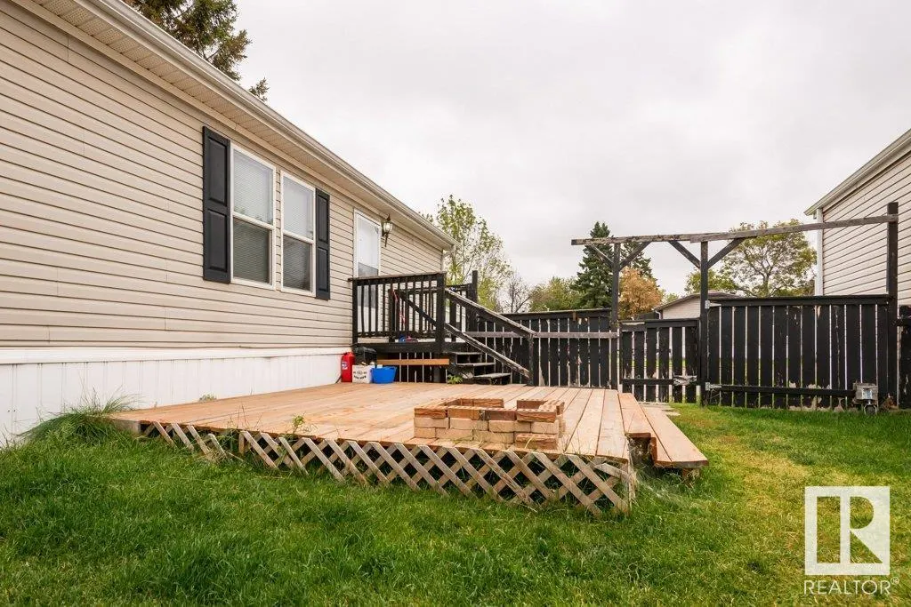48 Willow Park Estates