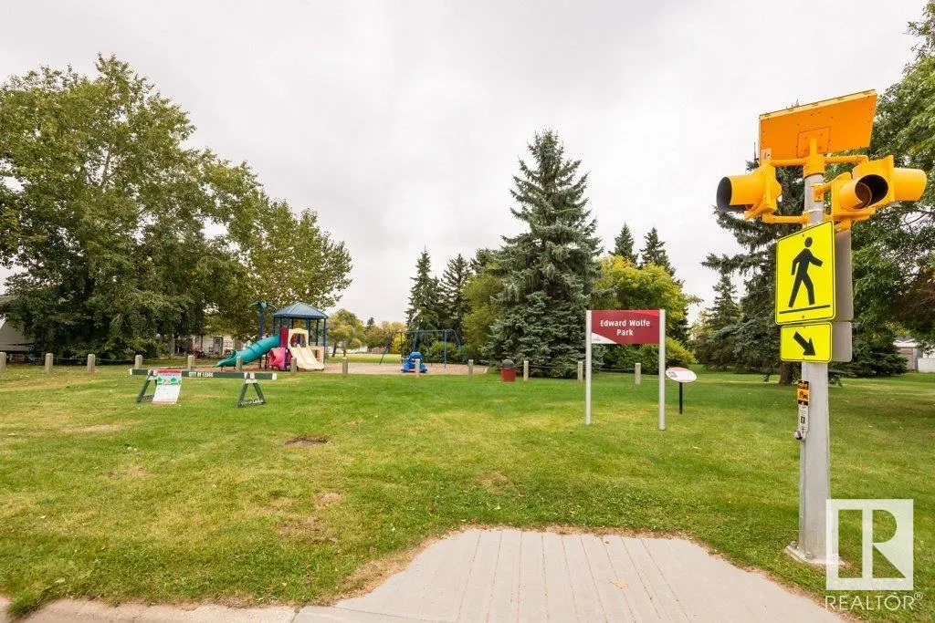48 Willow Park Estates