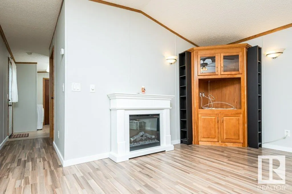 48 Willow Park Estates