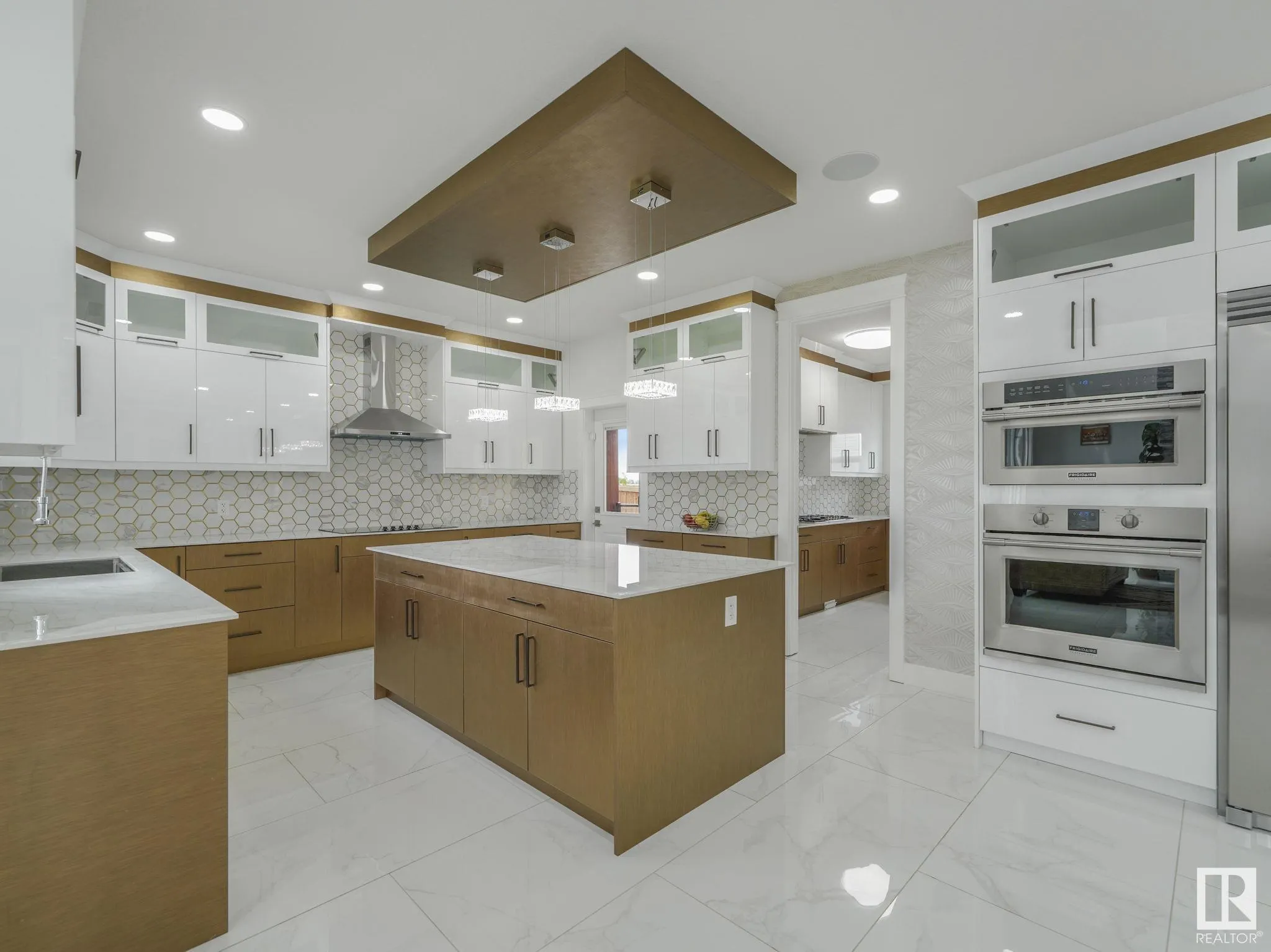 3101 PELERIN Crescent