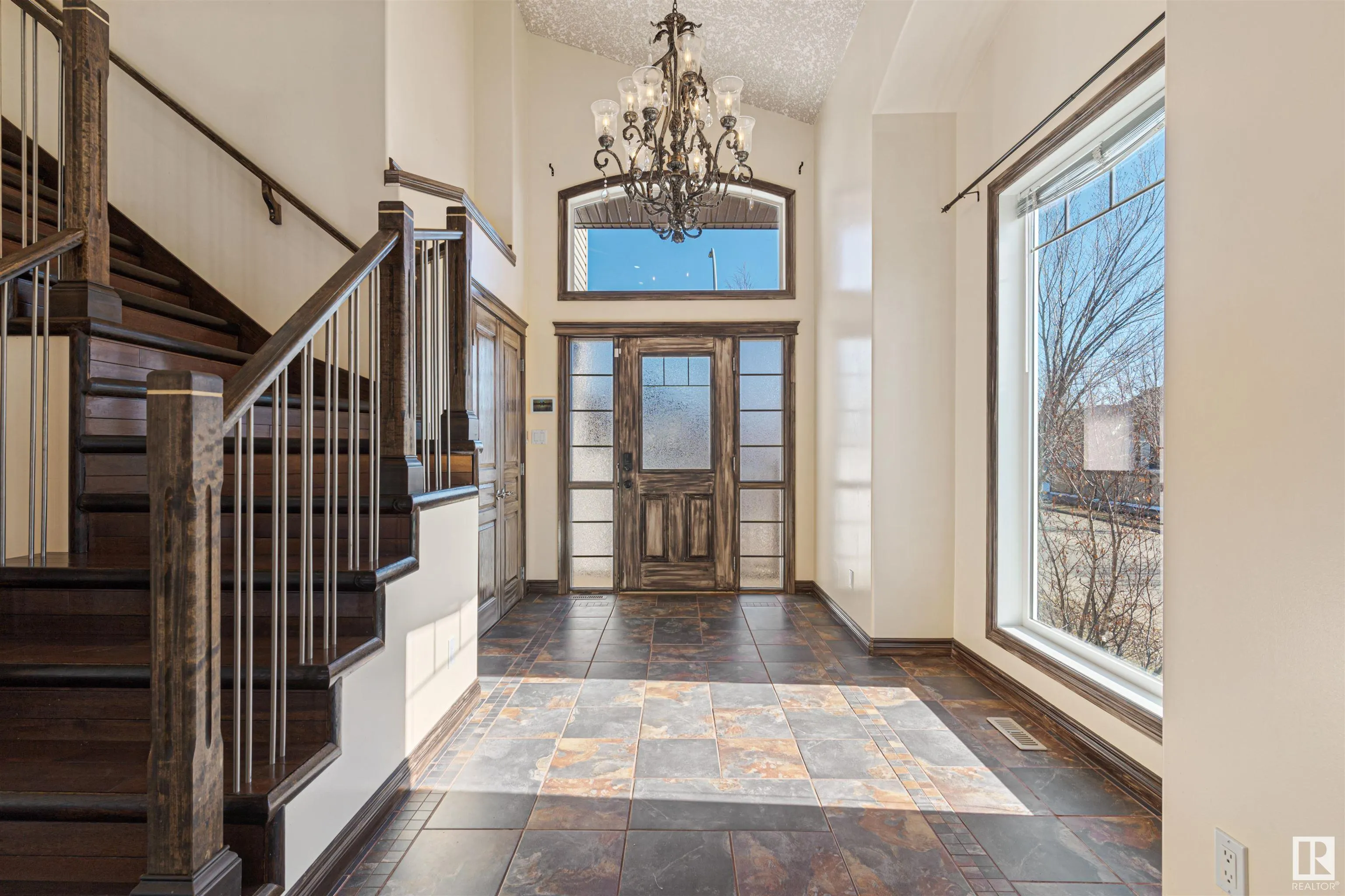 126 ANISE Close
