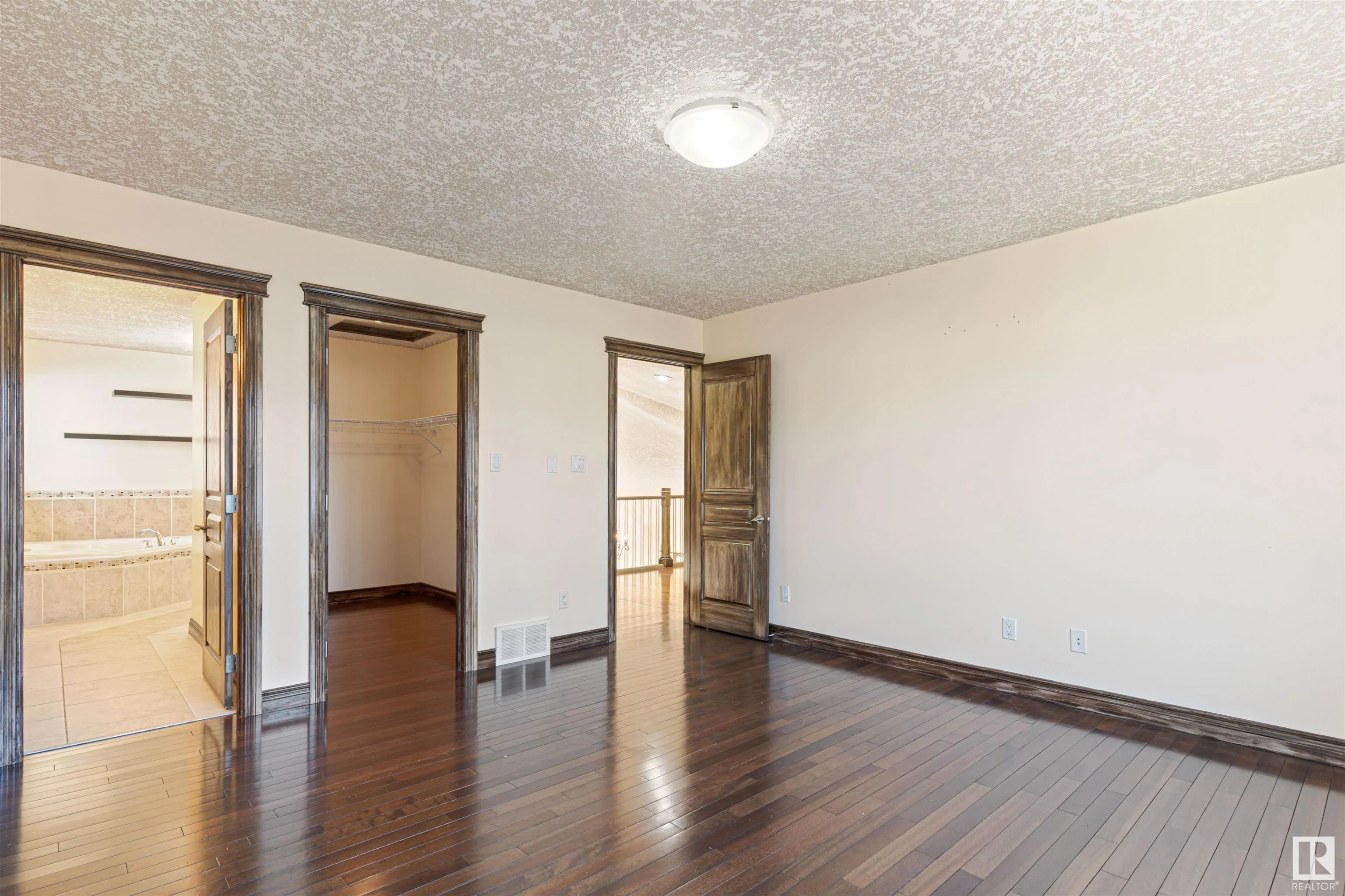 126 ANISE Close
