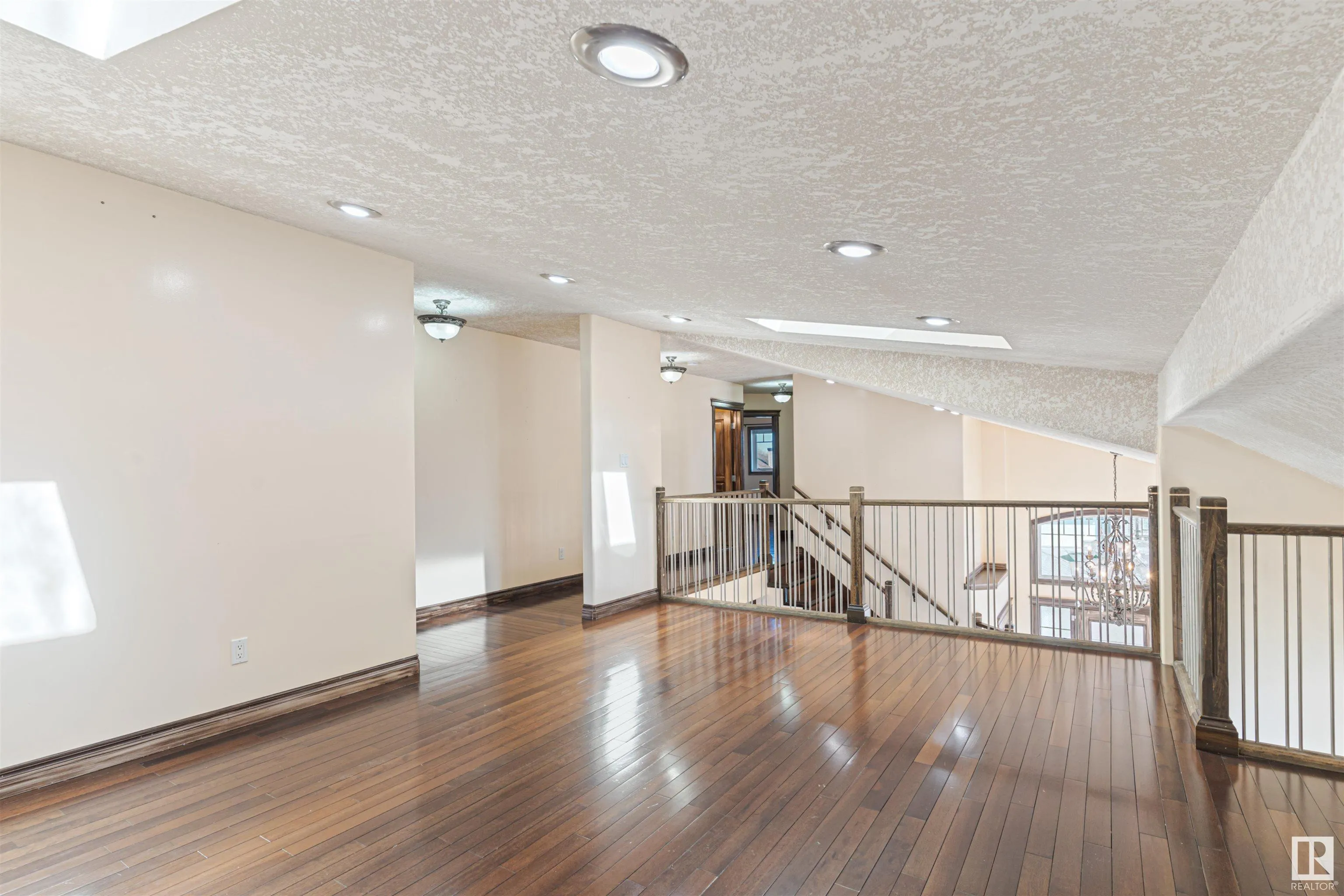 126 ANISE Close