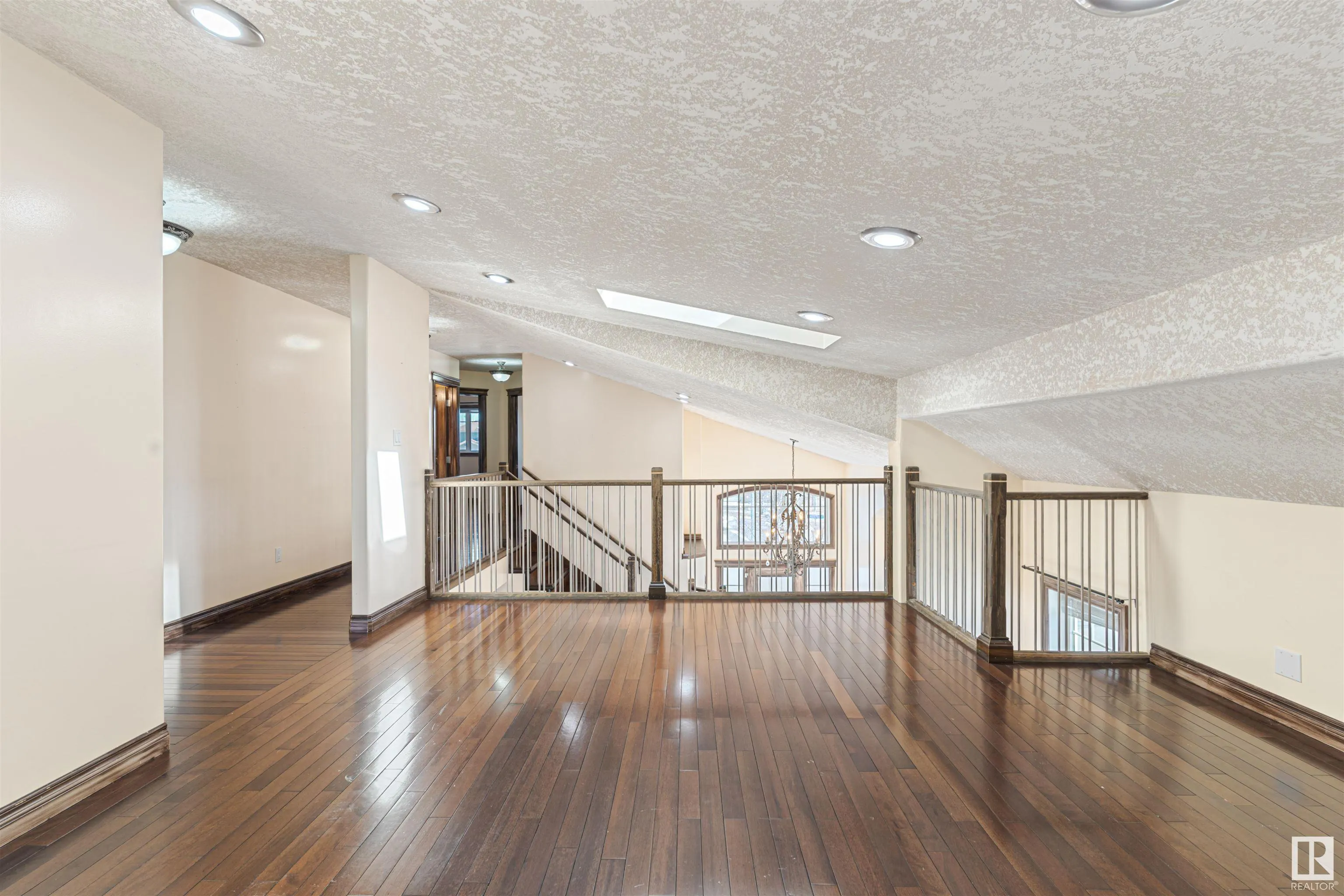 126 ANISE Close