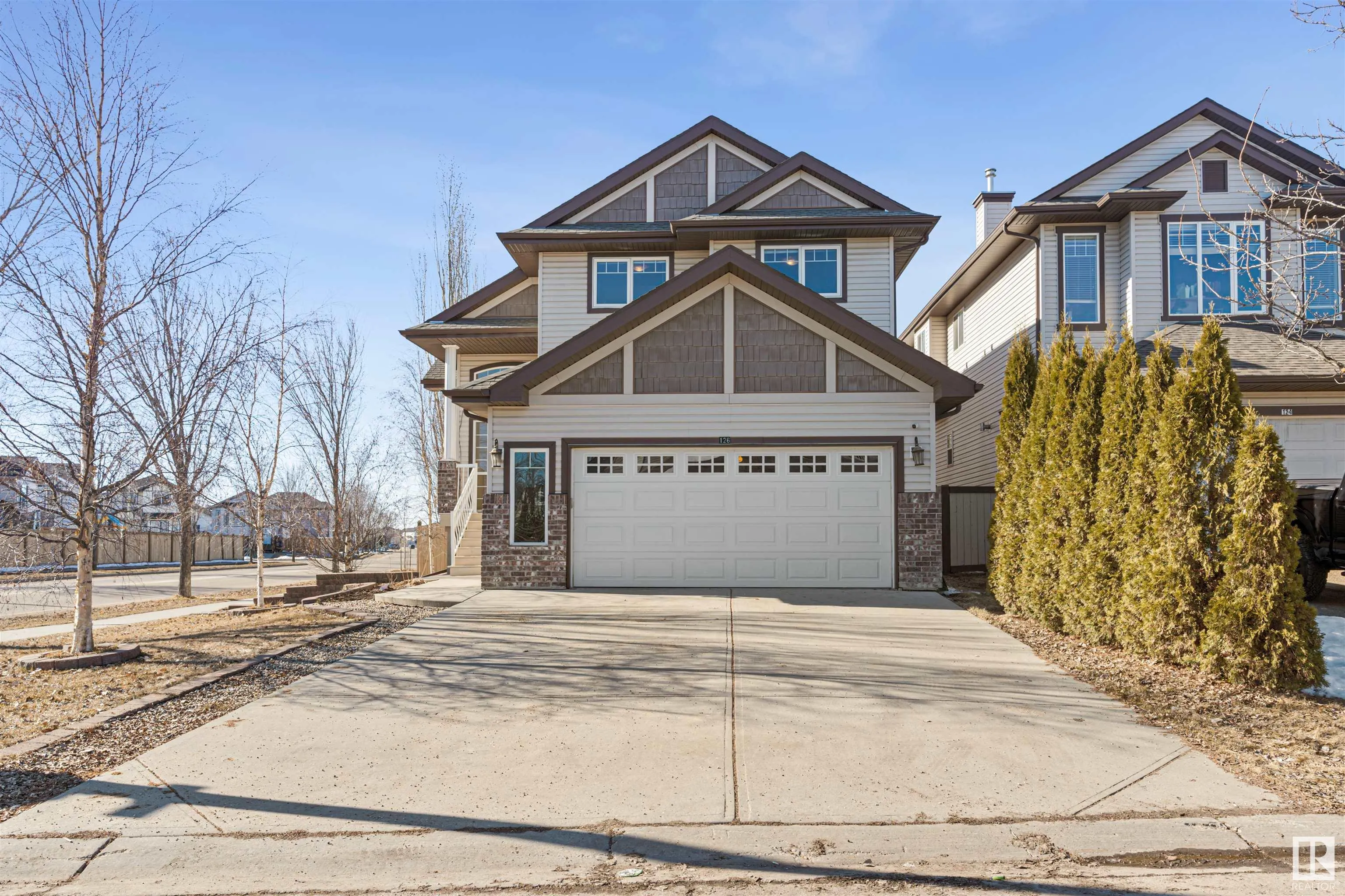 126 ANISE Close