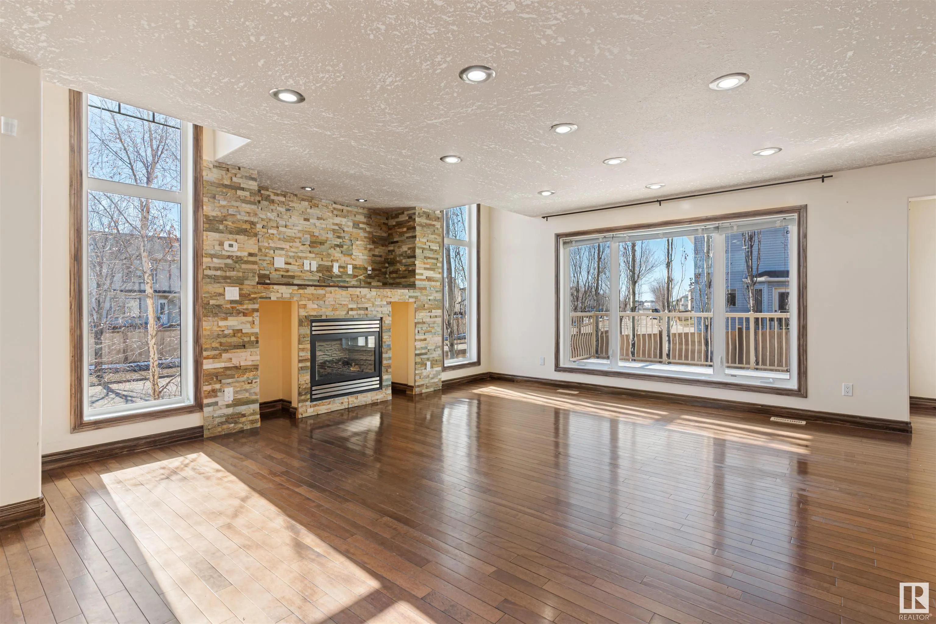 126 ANISE Close