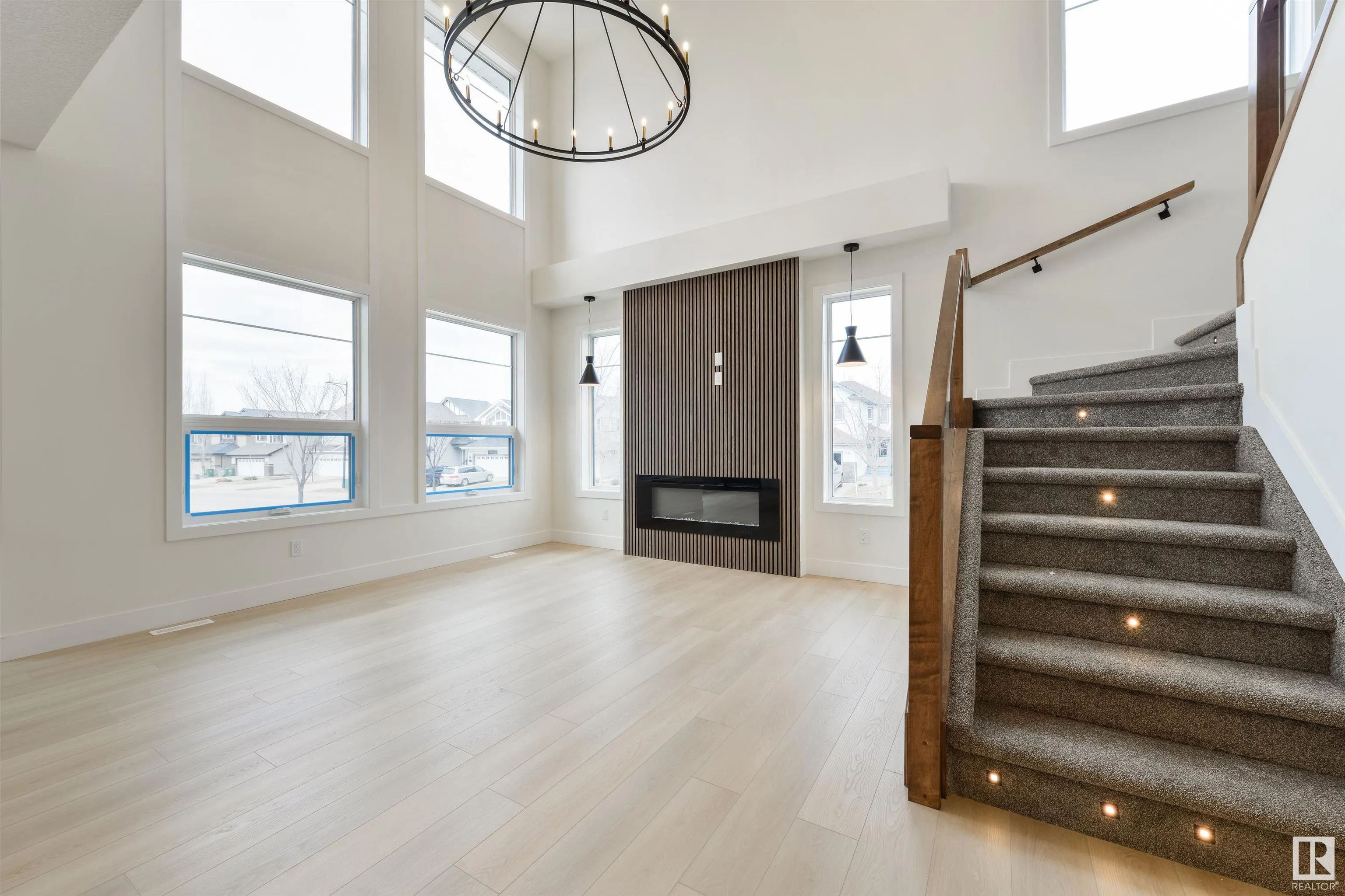 100 RUE MONETTE