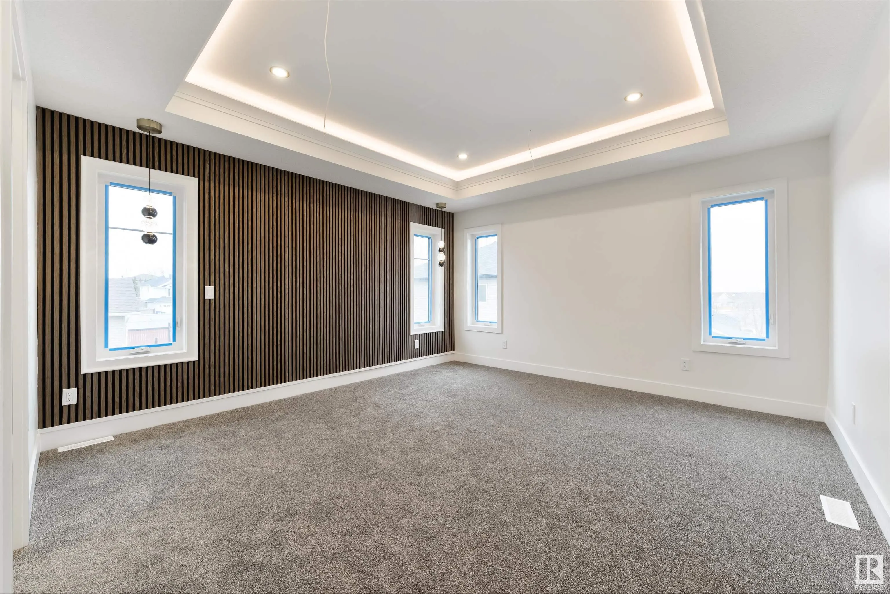 100 RUE MONETTE