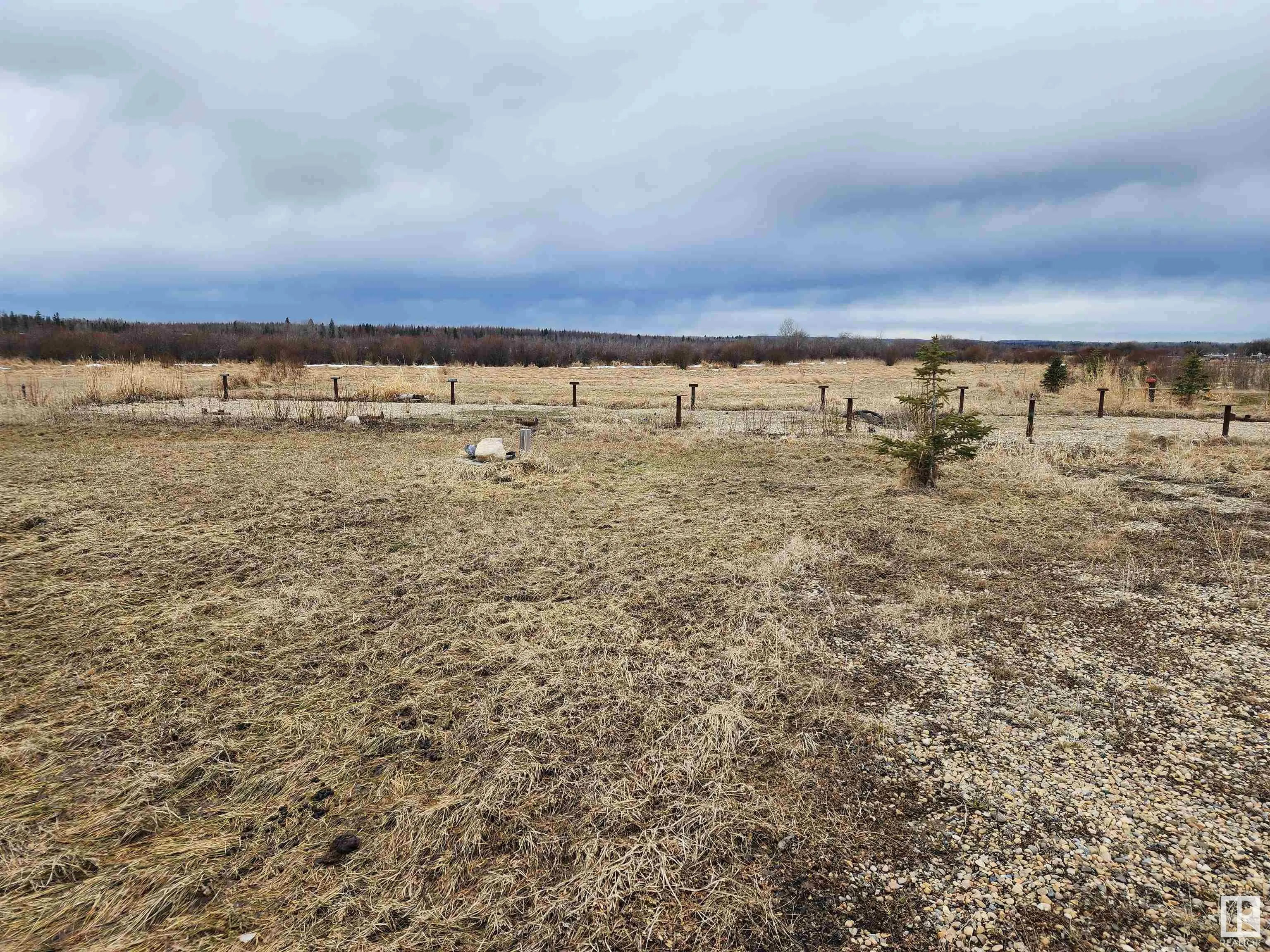 461032 HWY 13
