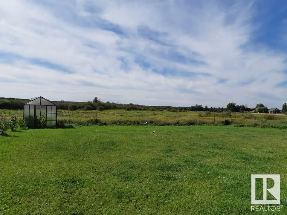 461032 HWY 13