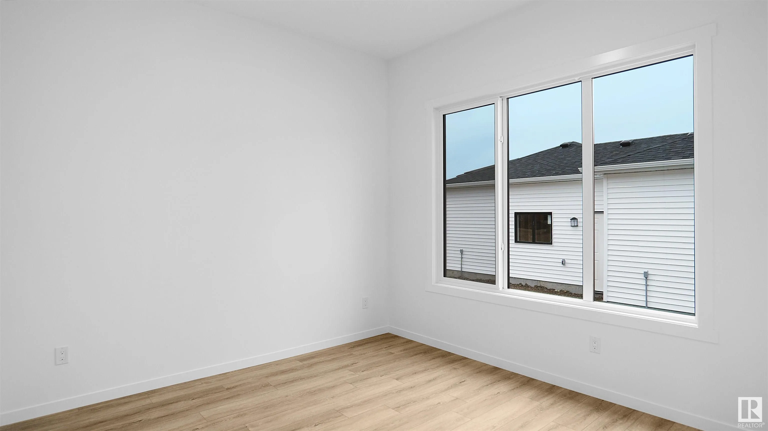 21 DEER MEADOW Crescent