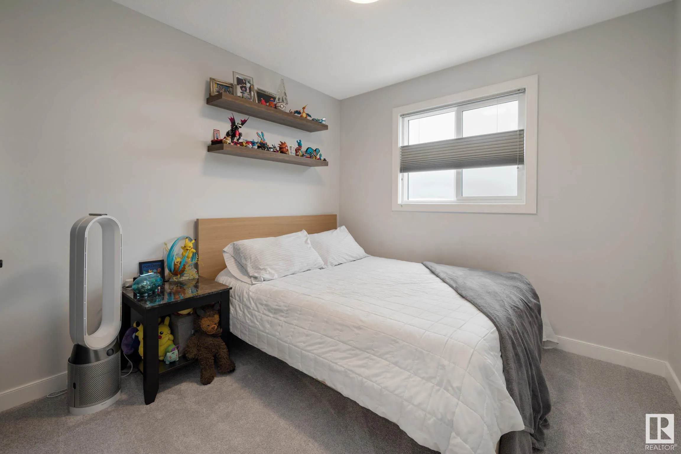 60 REDSPUR Drive